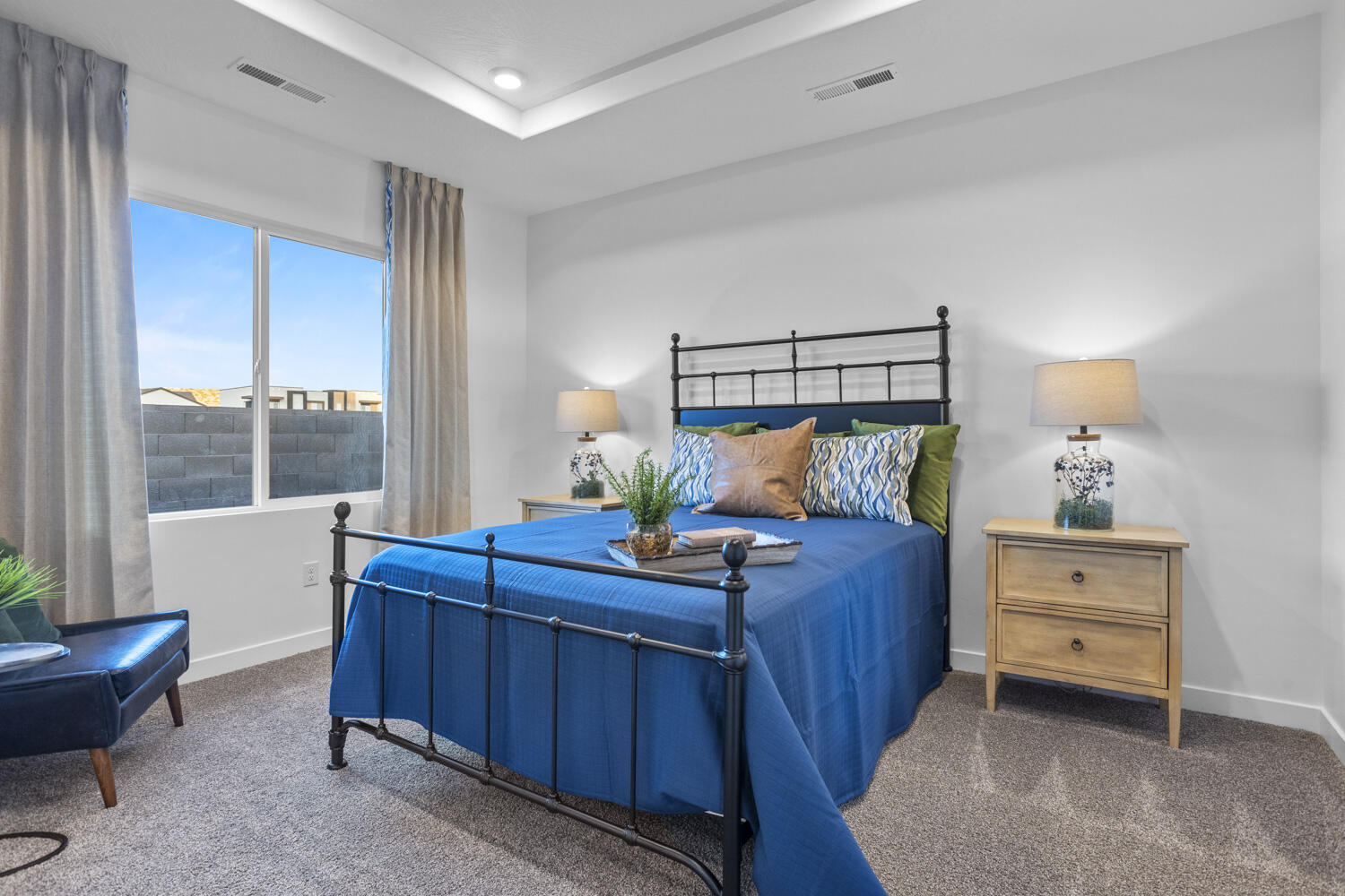 3518 E STILLWATER LN Unit: 4027