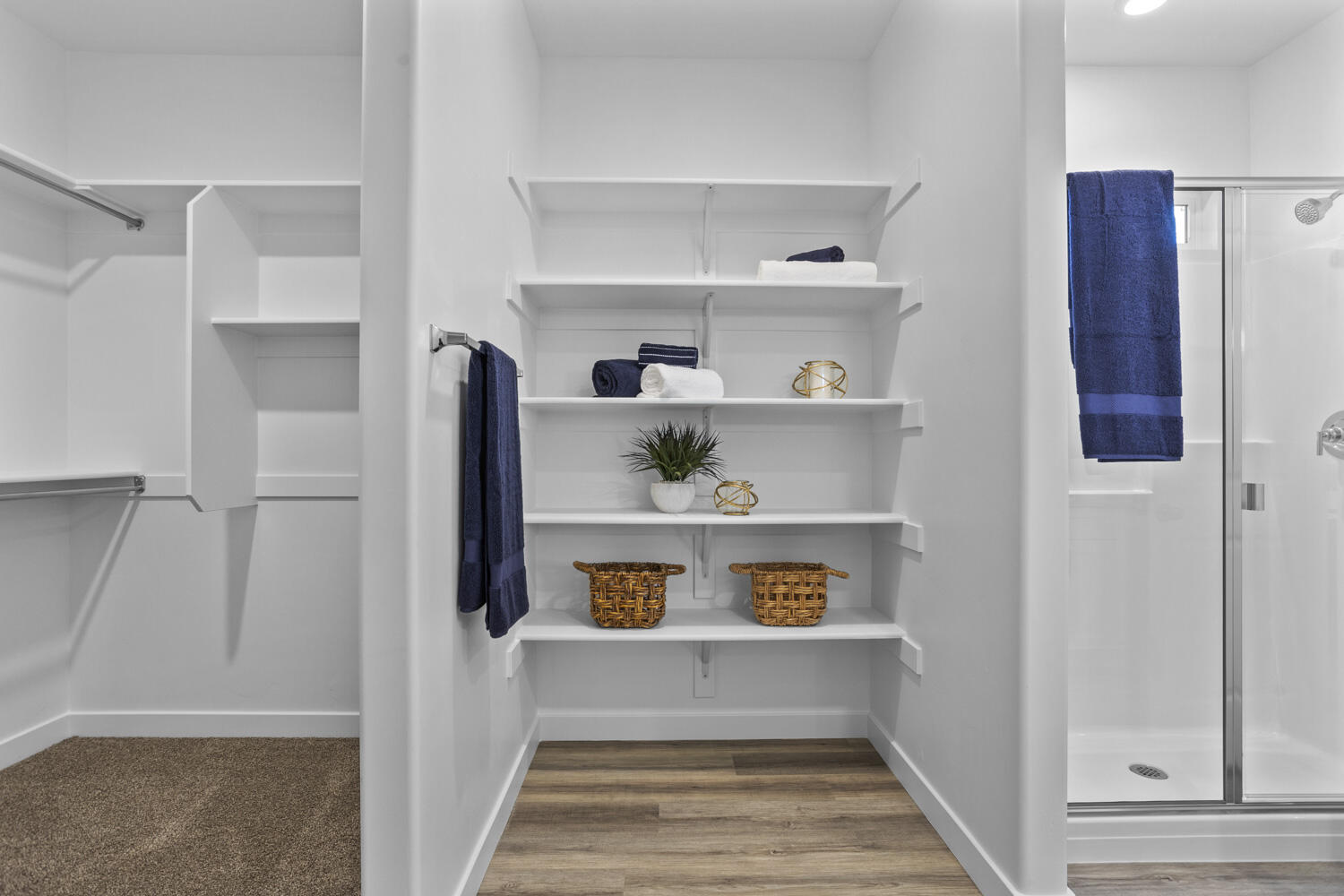 3518 E STILLWATER LN Unit: 4027