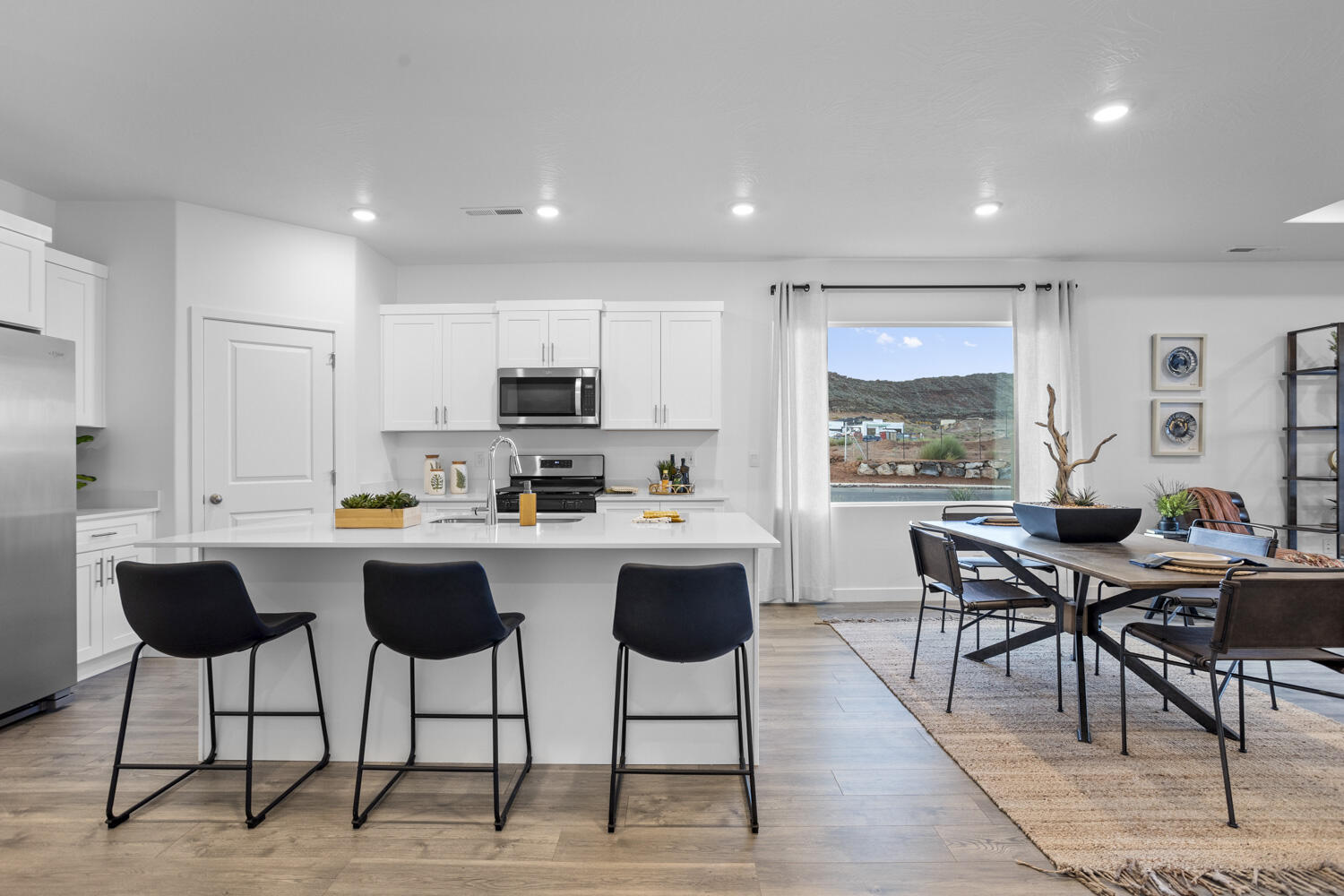 3518 E STILLWATER LN Unit: 4027