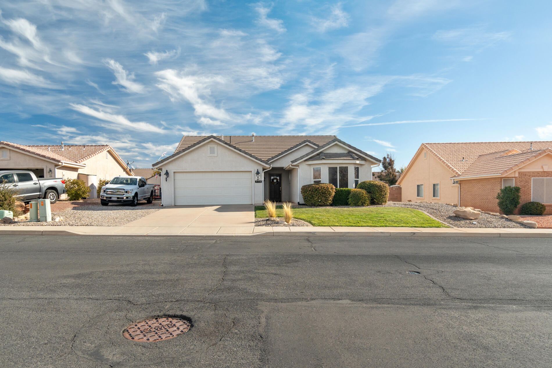 978 N Graham Manor