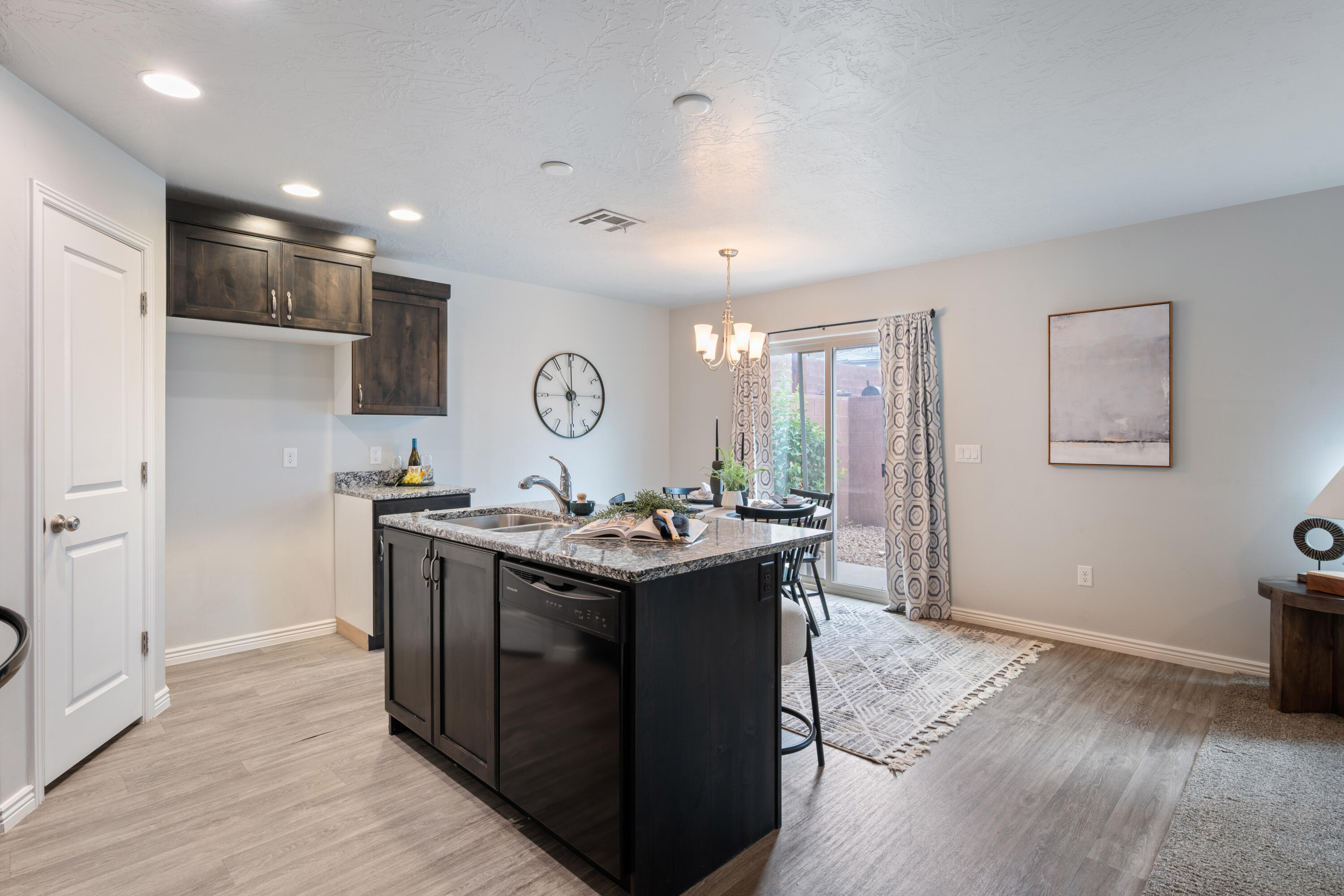 3247 S Relic Ridge DR