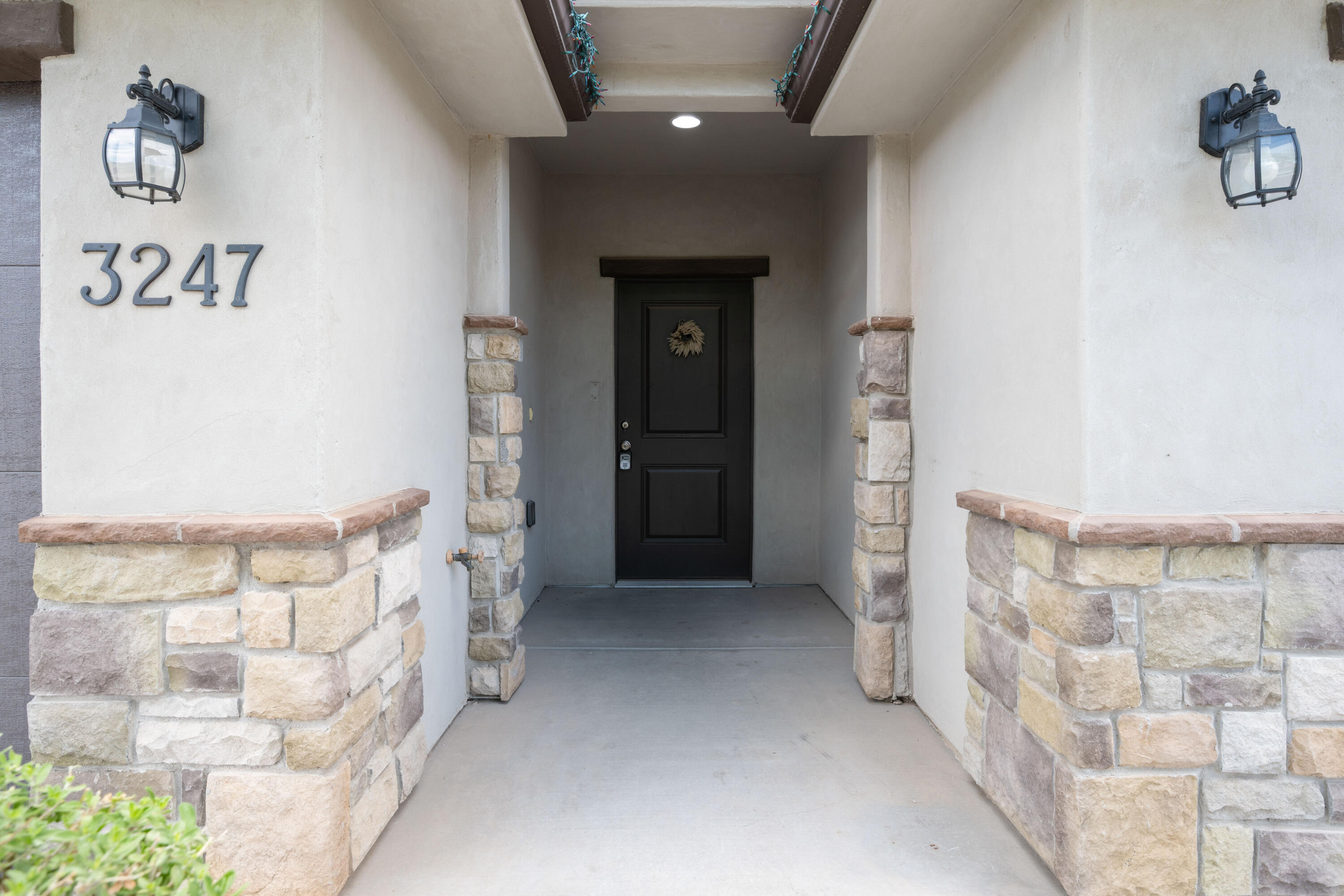 3247 S Relic Ridge DR