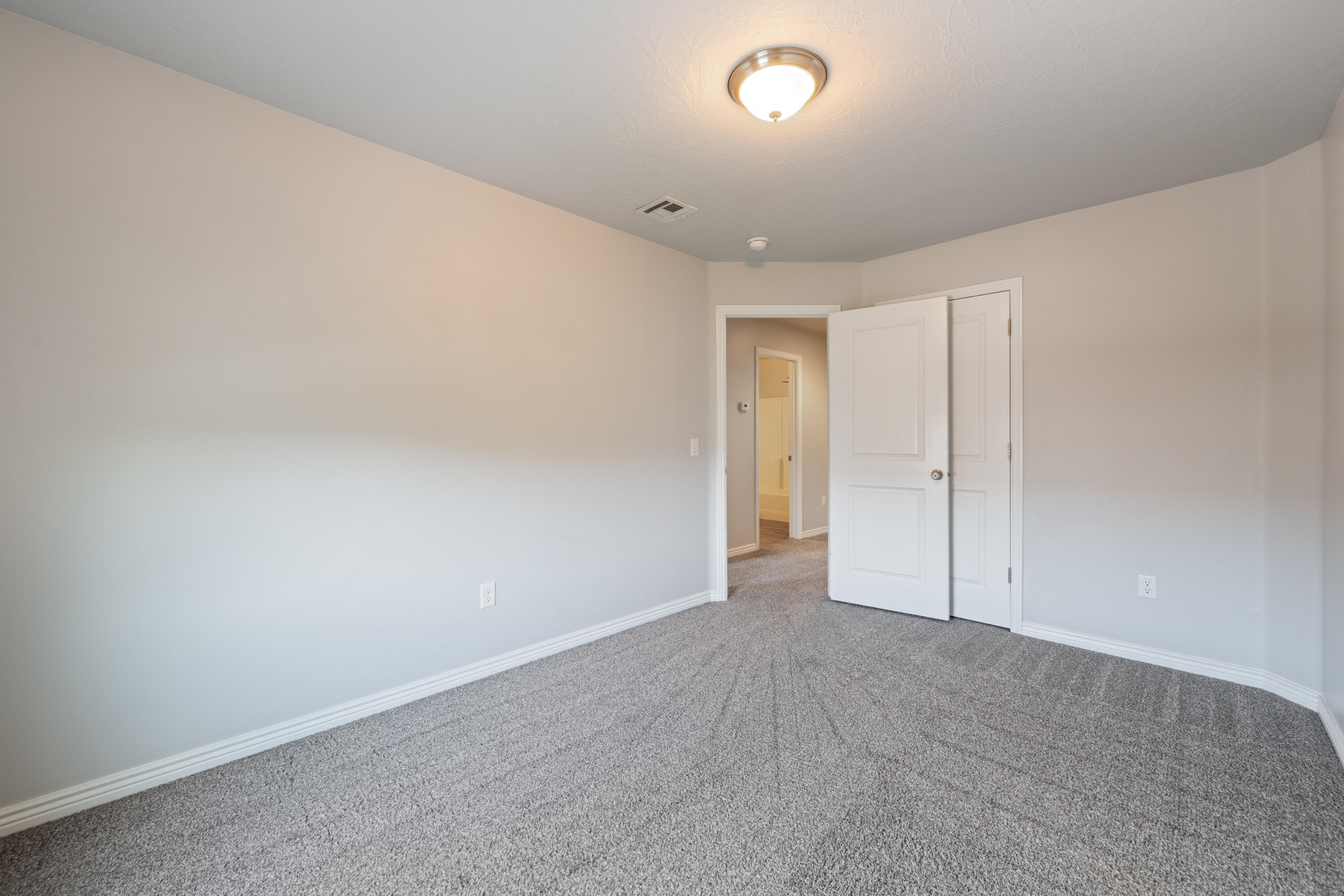 3247 S Relic Ridge DR