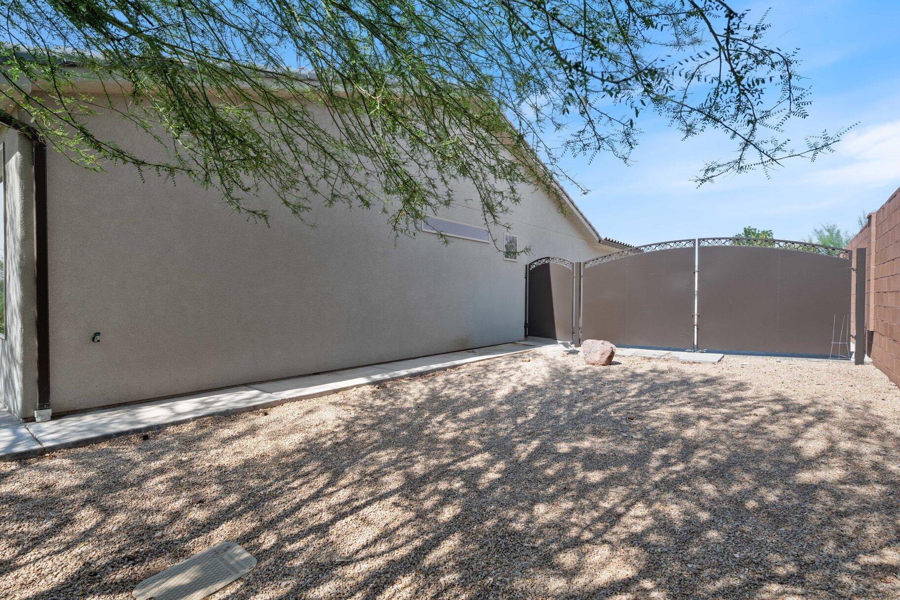 930 N VIA DEL SOL