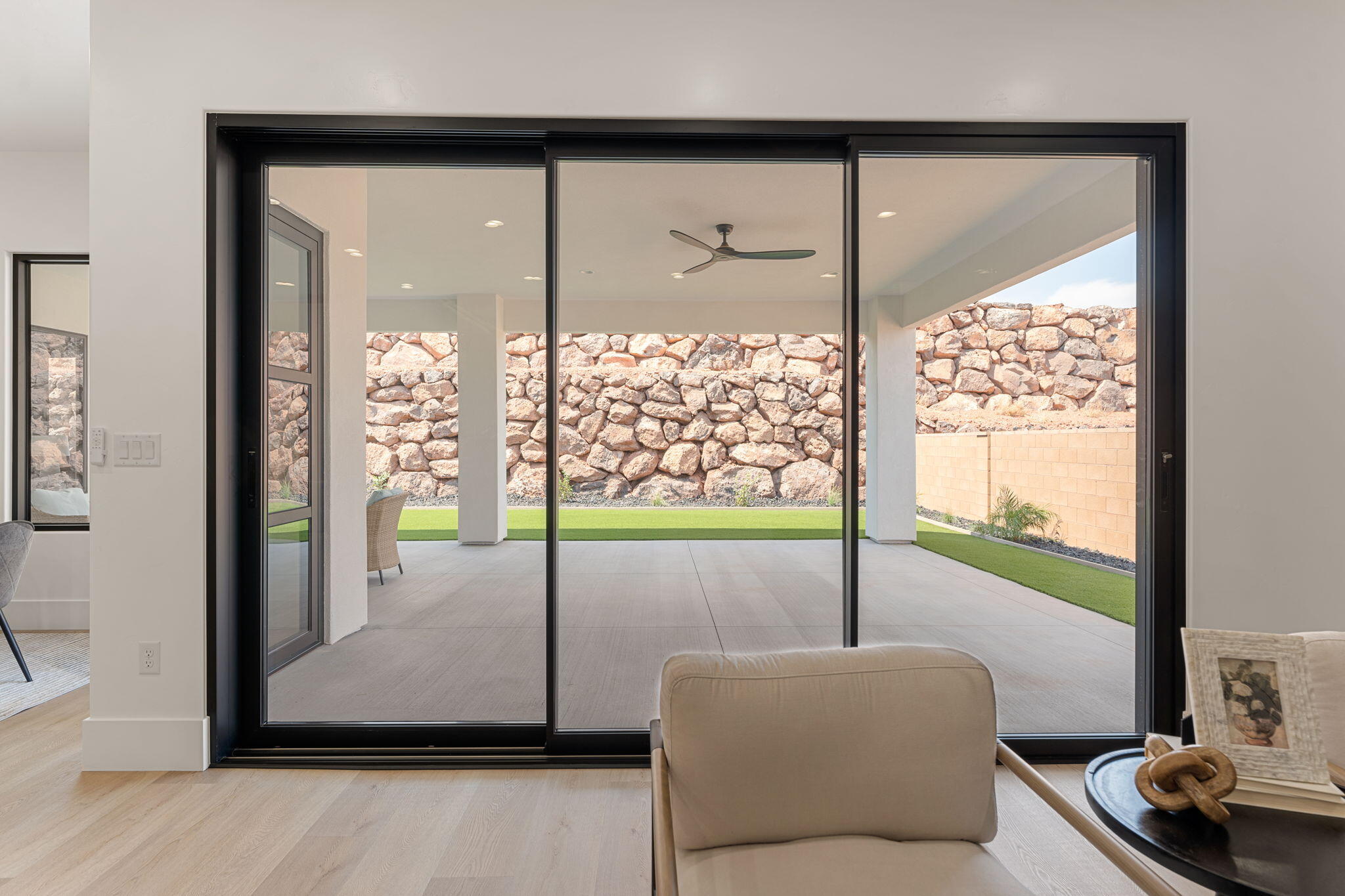 2871 E View Pointe DR