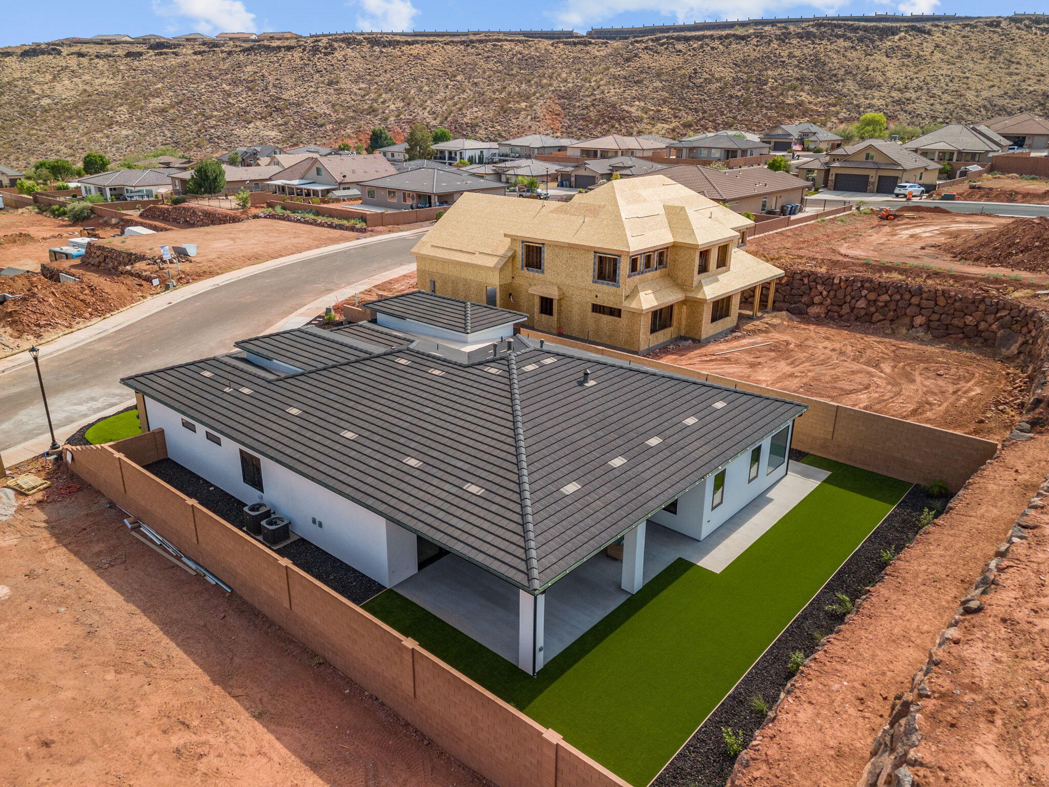 2871 E View Pointe DR