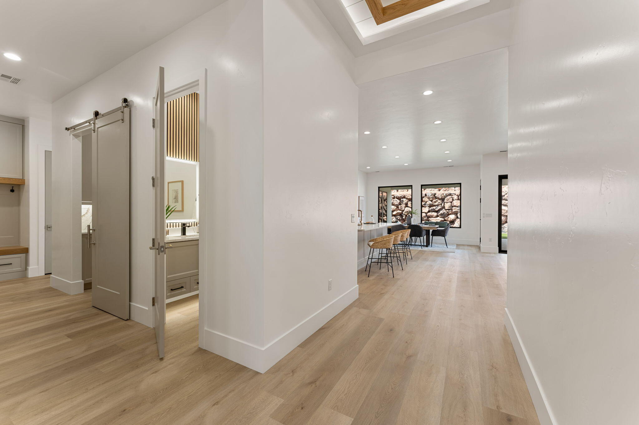 2871 E View Pointe DR