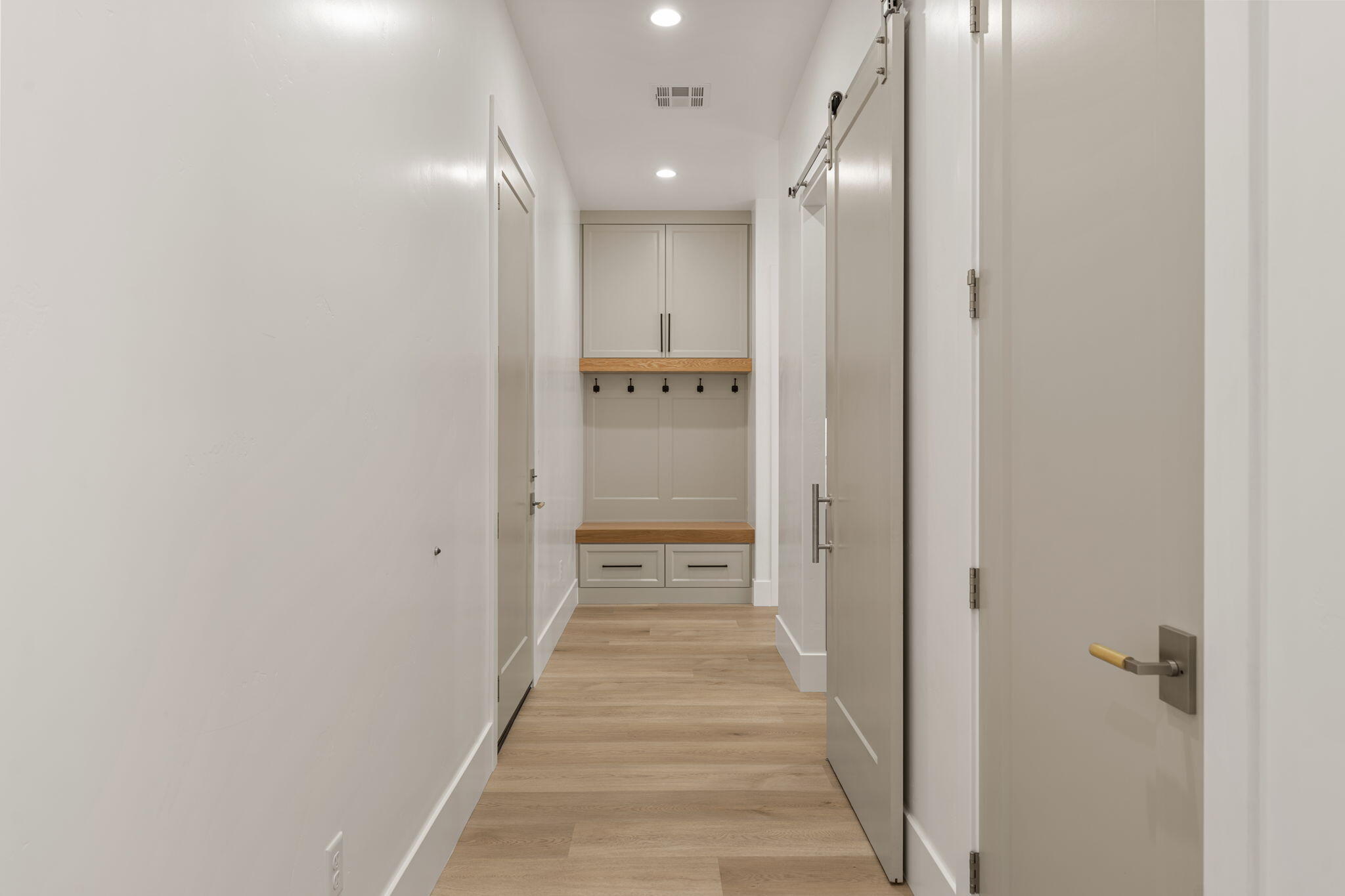 2871 E View Pointe DR