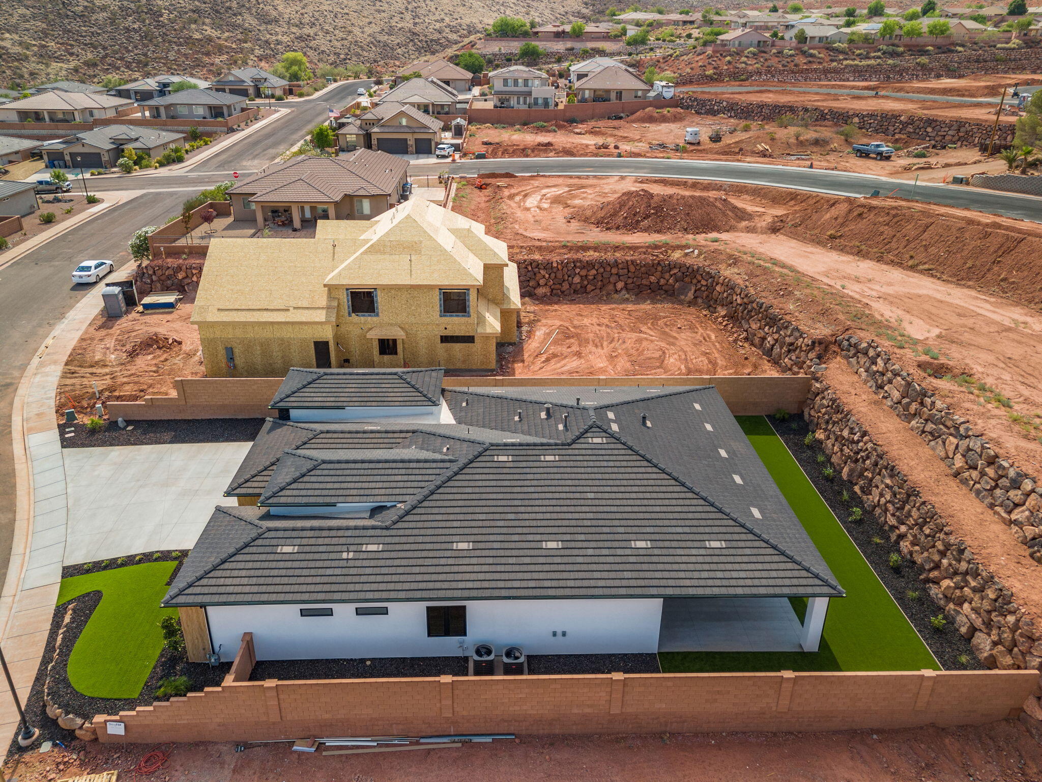 2871 E View Pointe DR