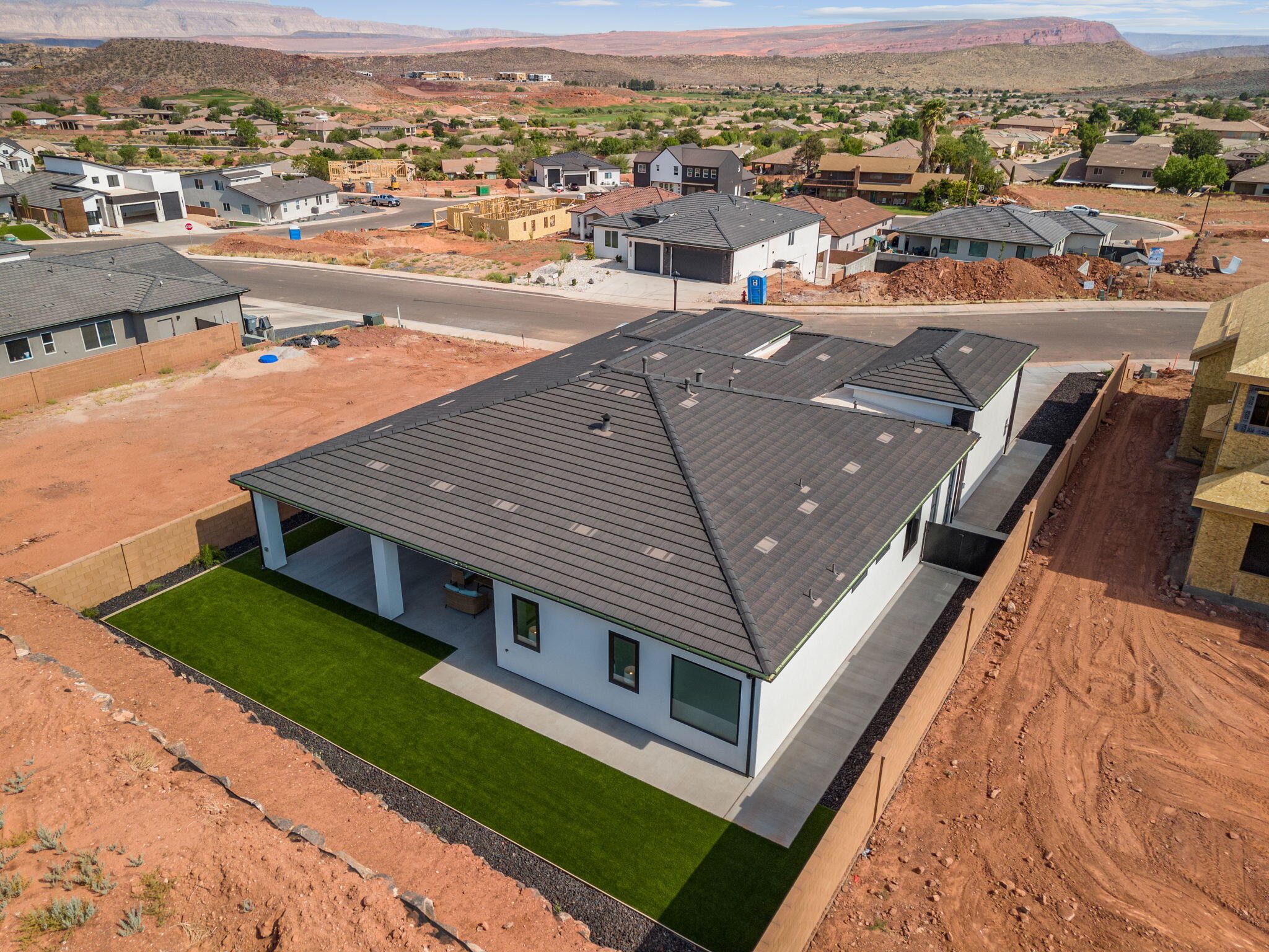 2871 E View Pointe DR