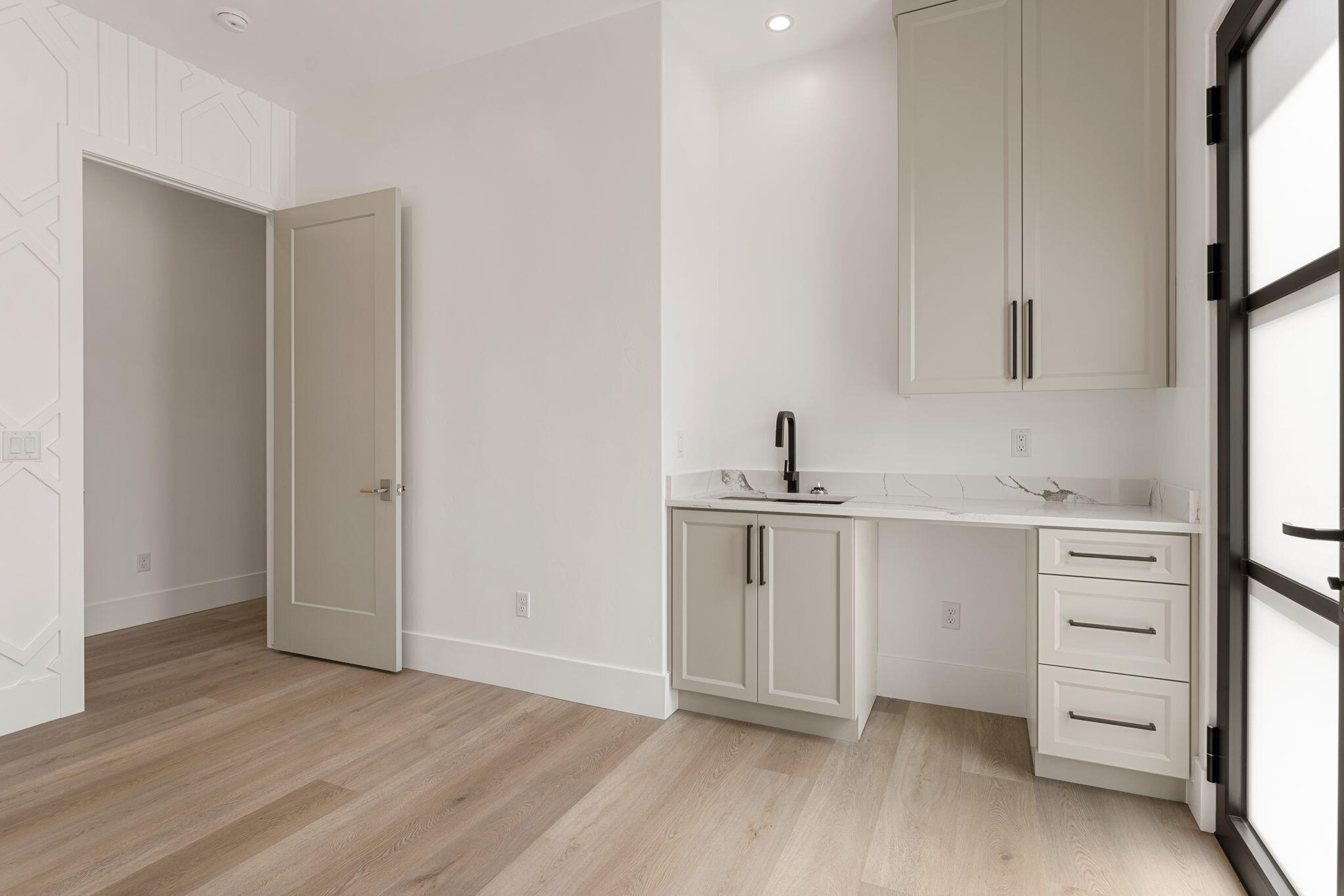 2871 E View Pointe DR