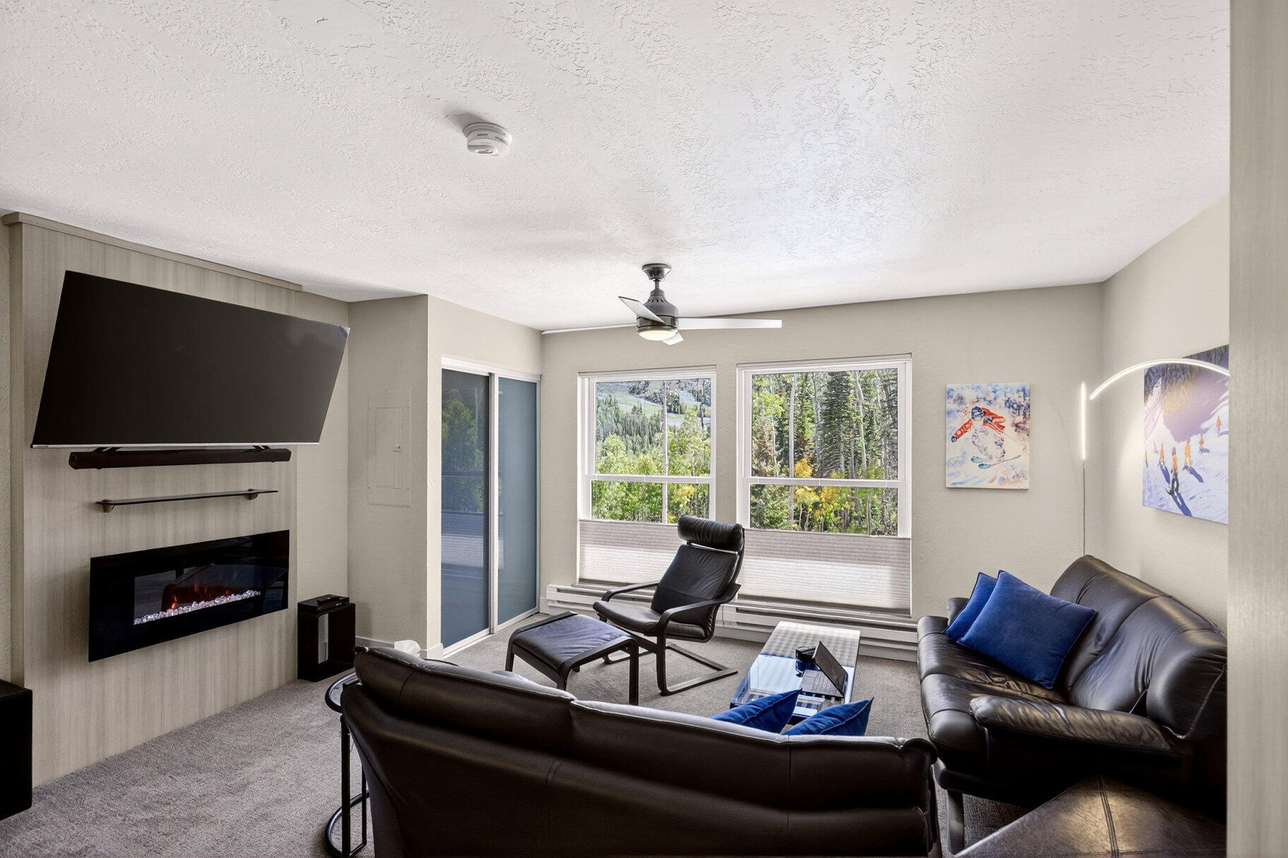 150 W Ridge View ST Unit: 128