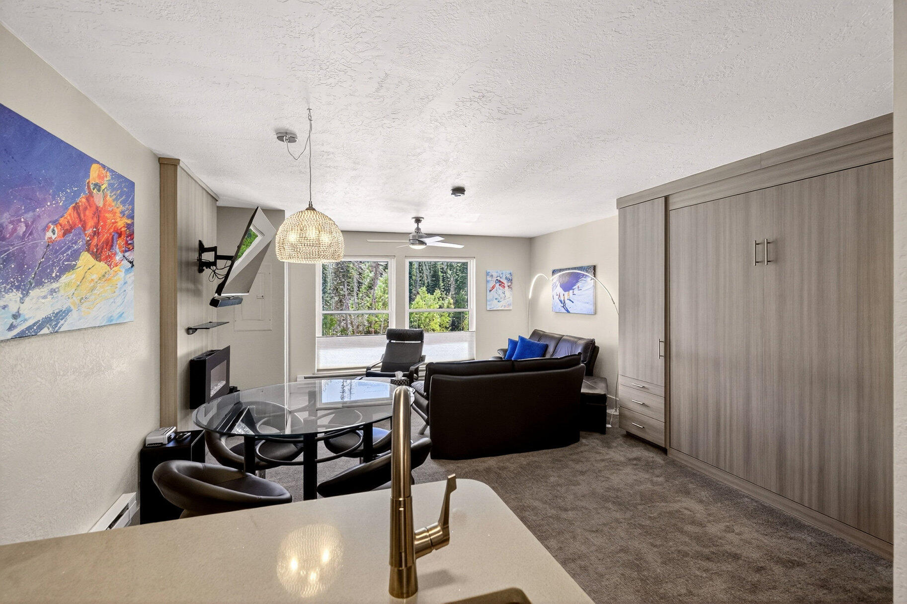 150 W Ridge View ST Unit: 128