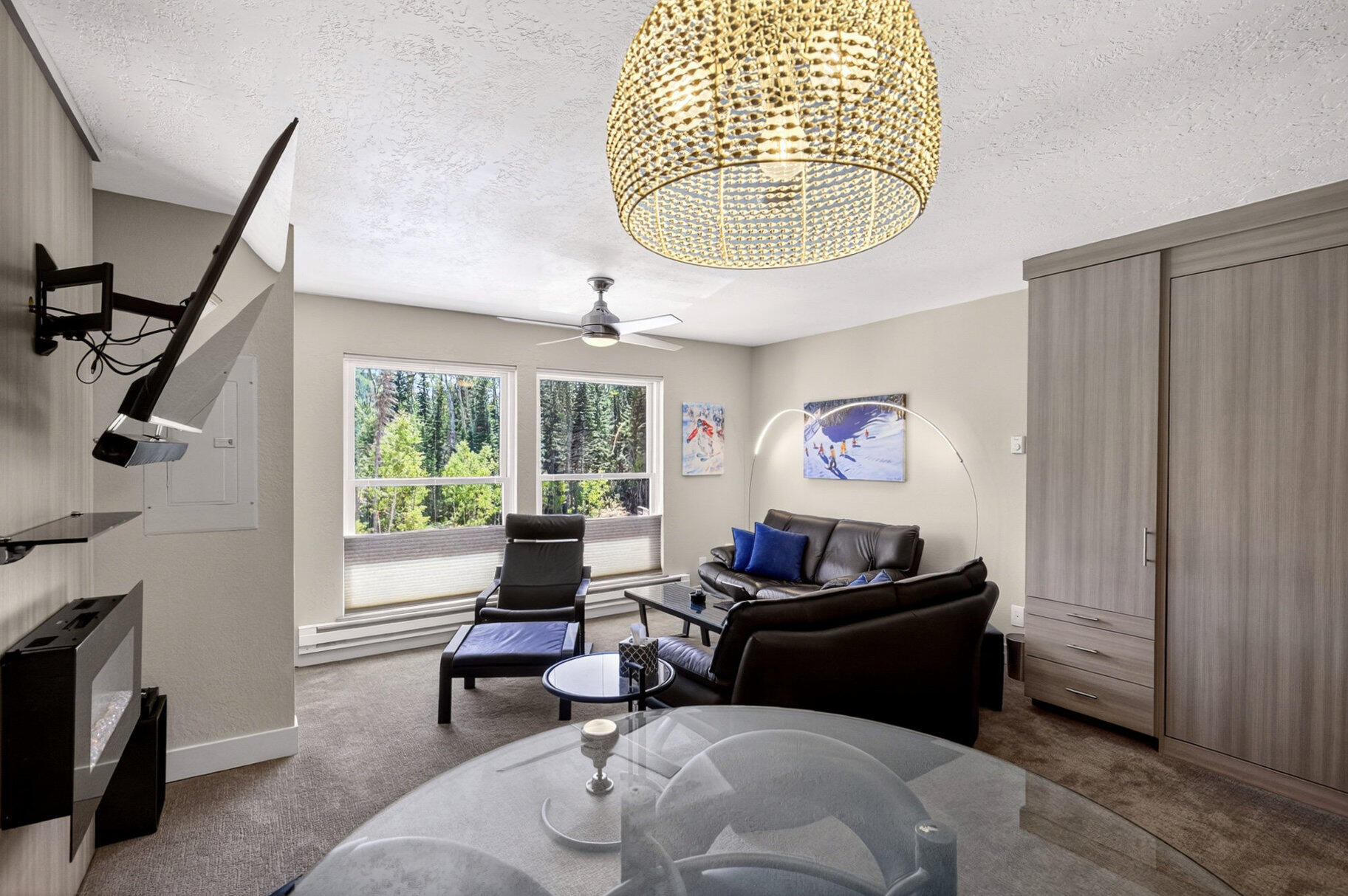 150 W Ridge View ST Unit: 128