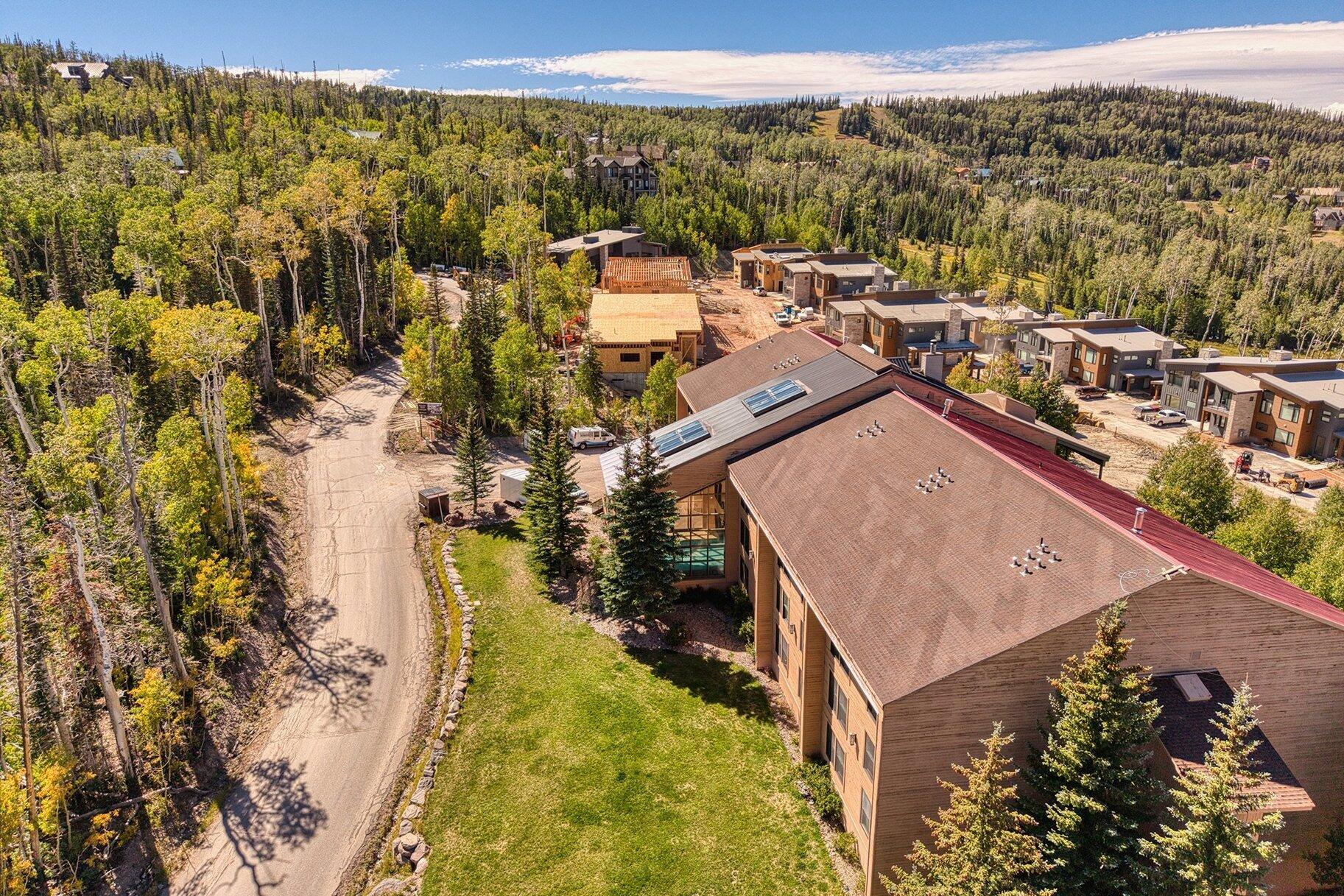 150 W Ridge View ST Unit: 128