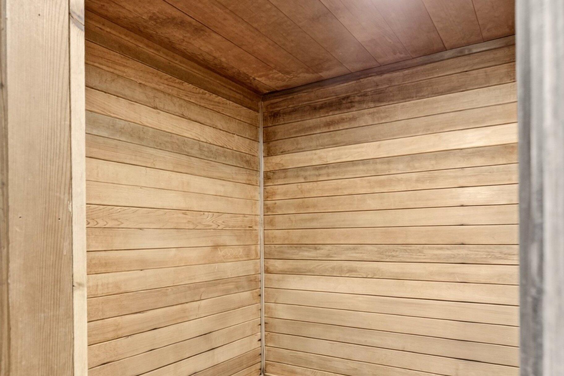 150 W Ridge View ST Unit: 128