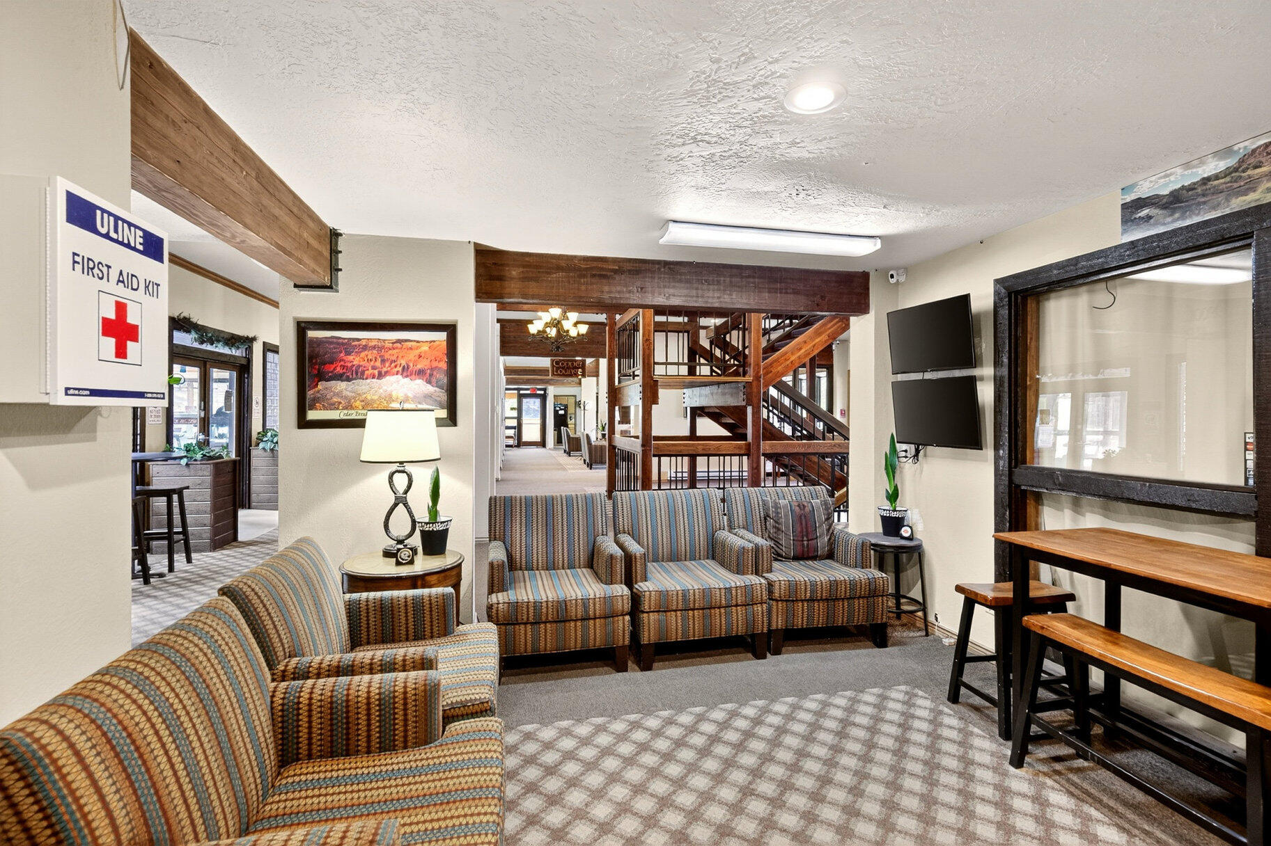 150 W Ridge View ST Unit: 128