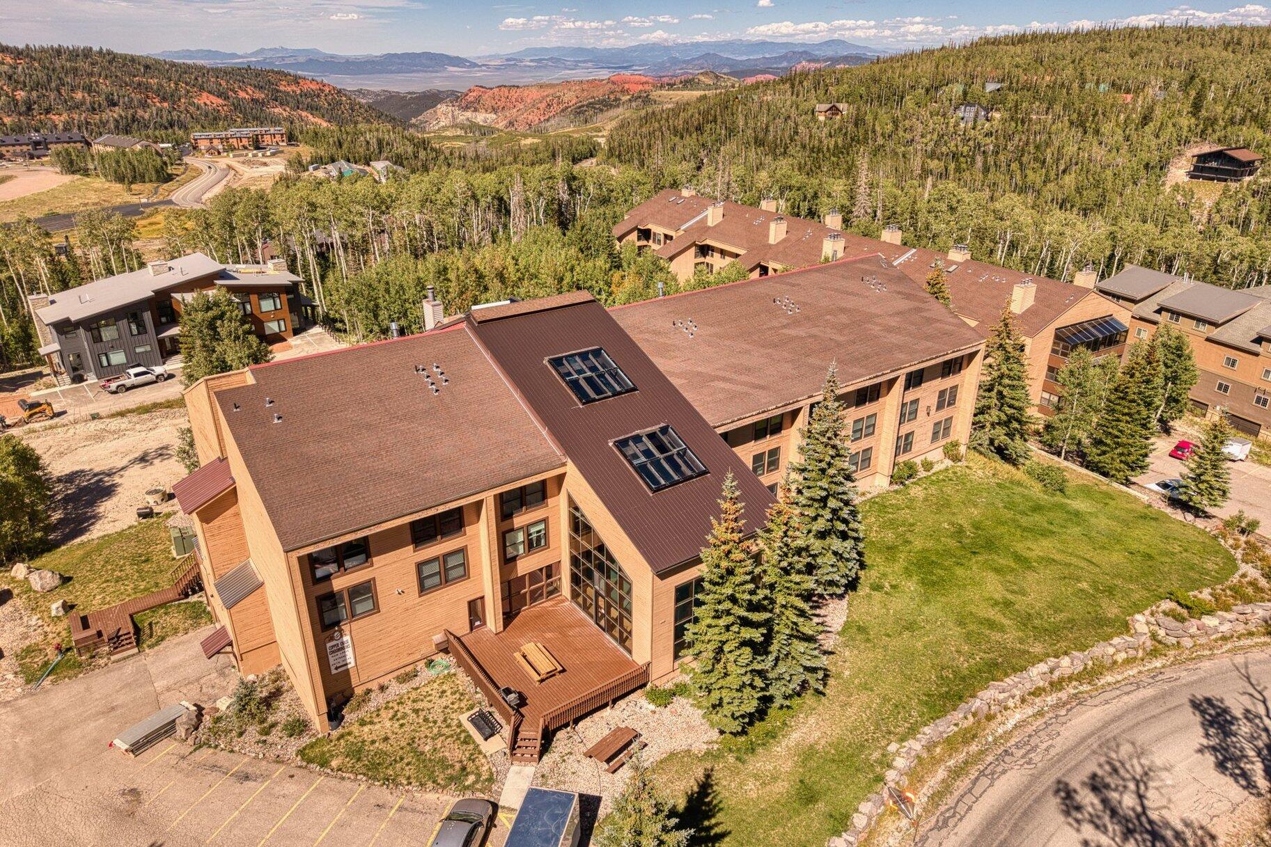 150 W Ridge View ST Unit: 128