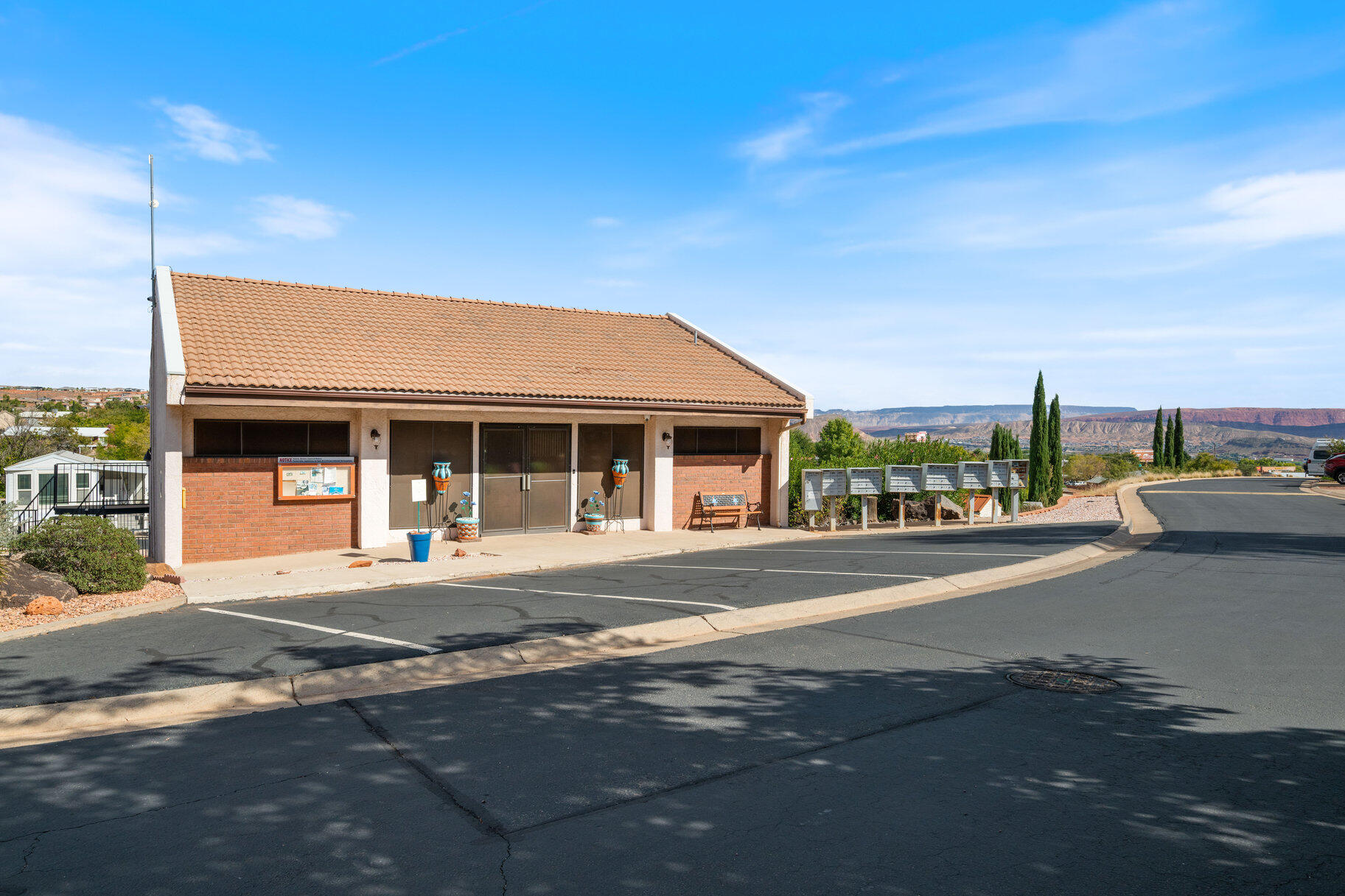 840 N Twin Lakes DR Unit: 231