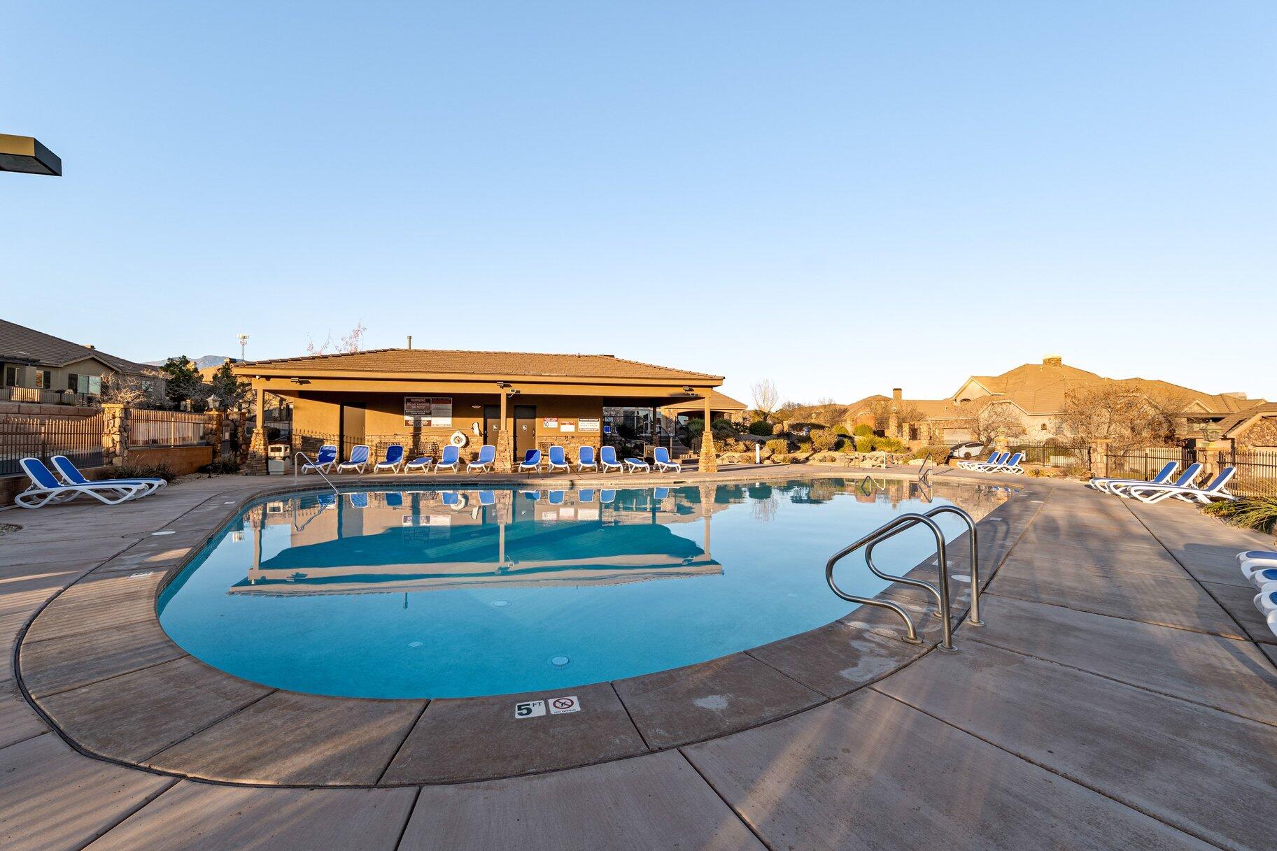 2111 N Coral Ridge DR 17C