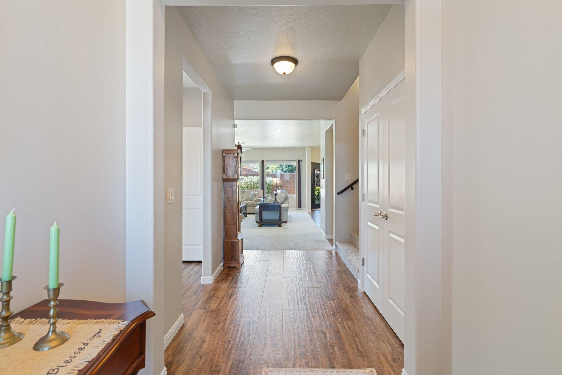 3270 S Lauralwood CIR