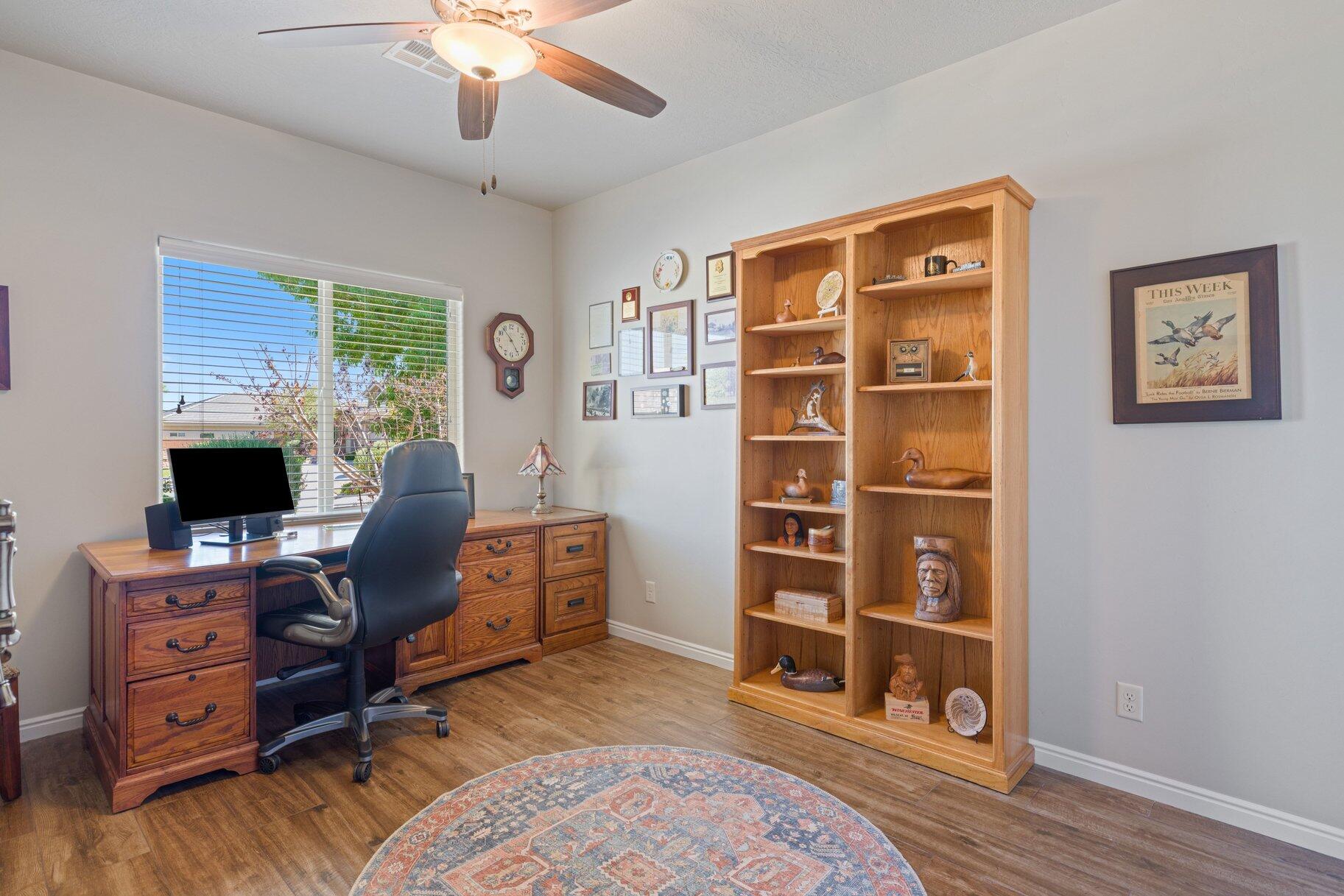 3270 S Lauralwood CIR