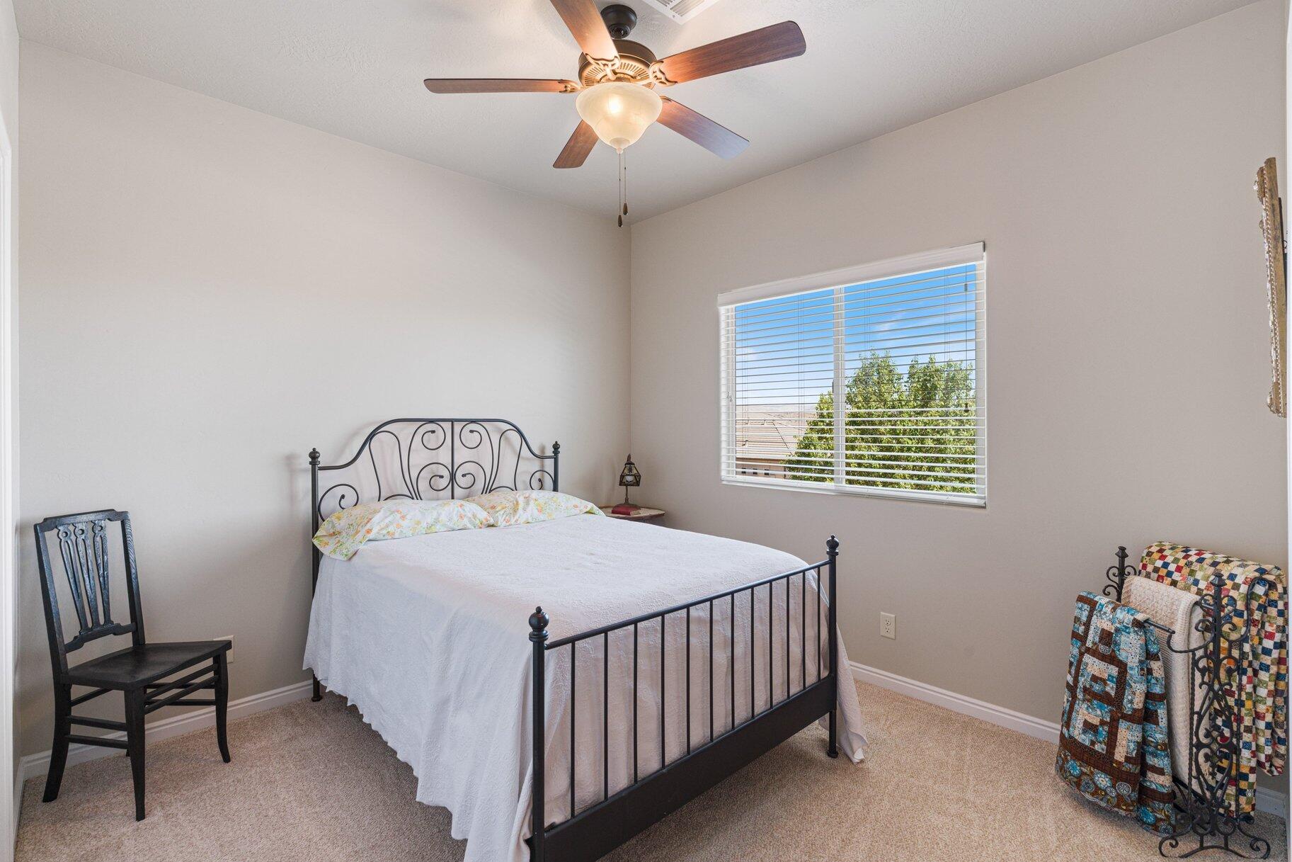 3270 S Lauralwood CIR