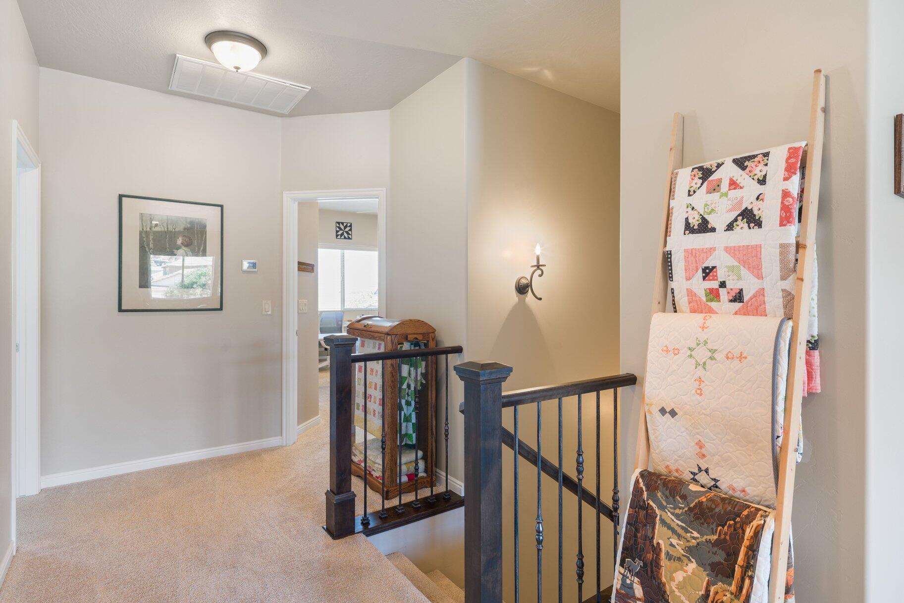 3270 S Lauralwood CIR