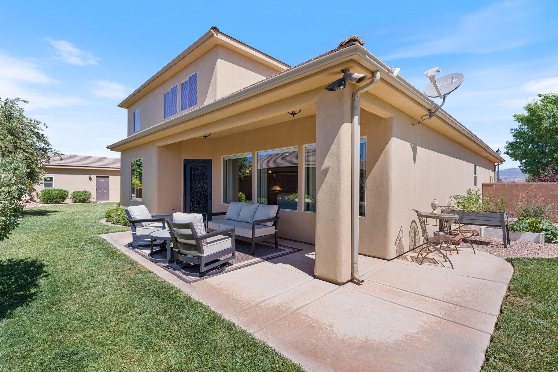 3270 S Lauralwood CIR