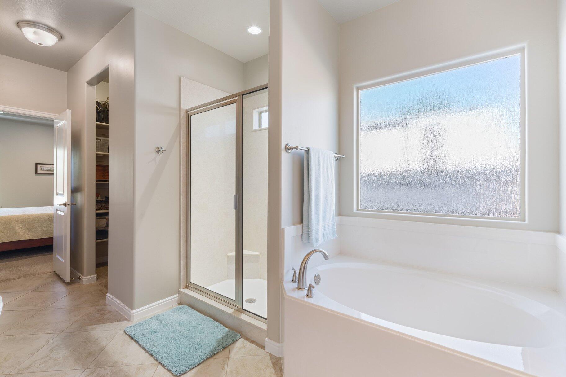 3270 S Lauralwood CIR