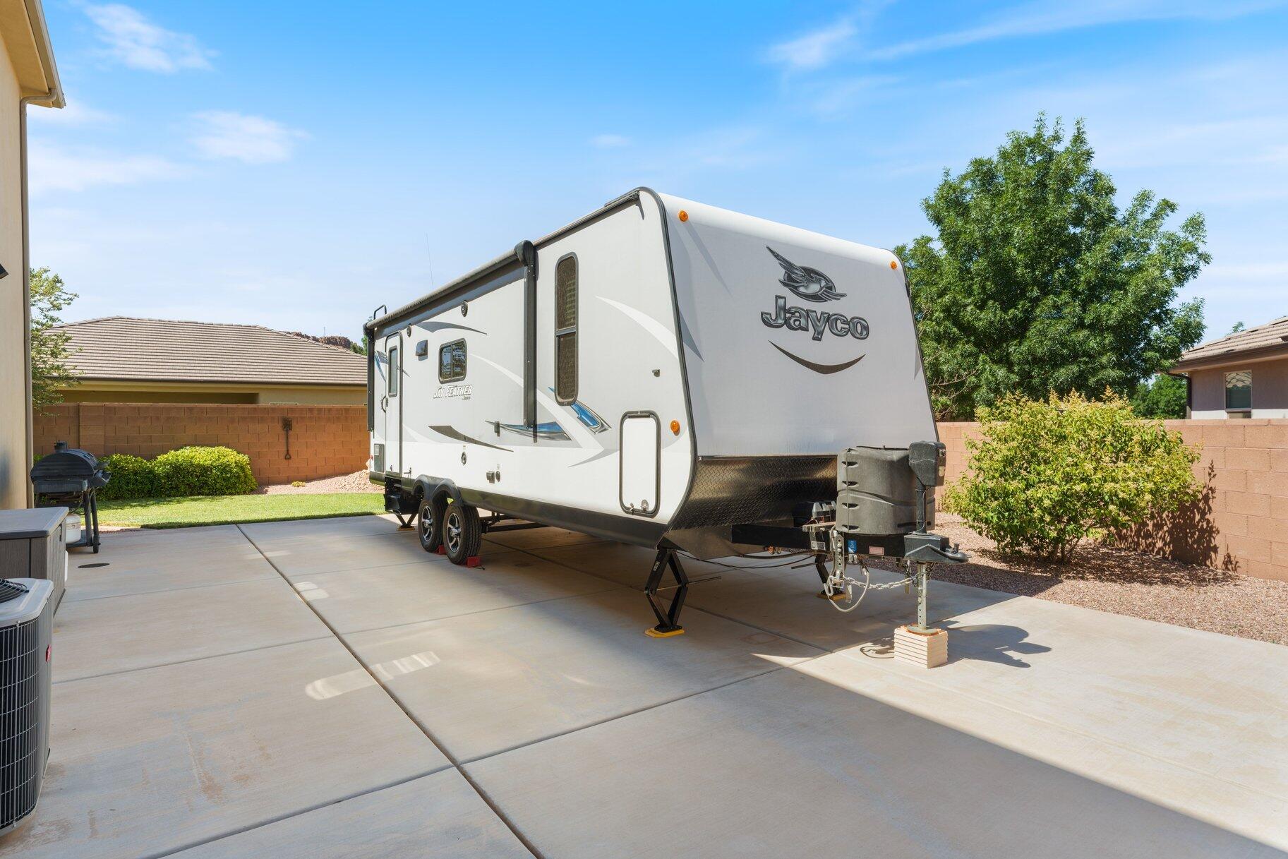 3270 S Lauralwood CIR