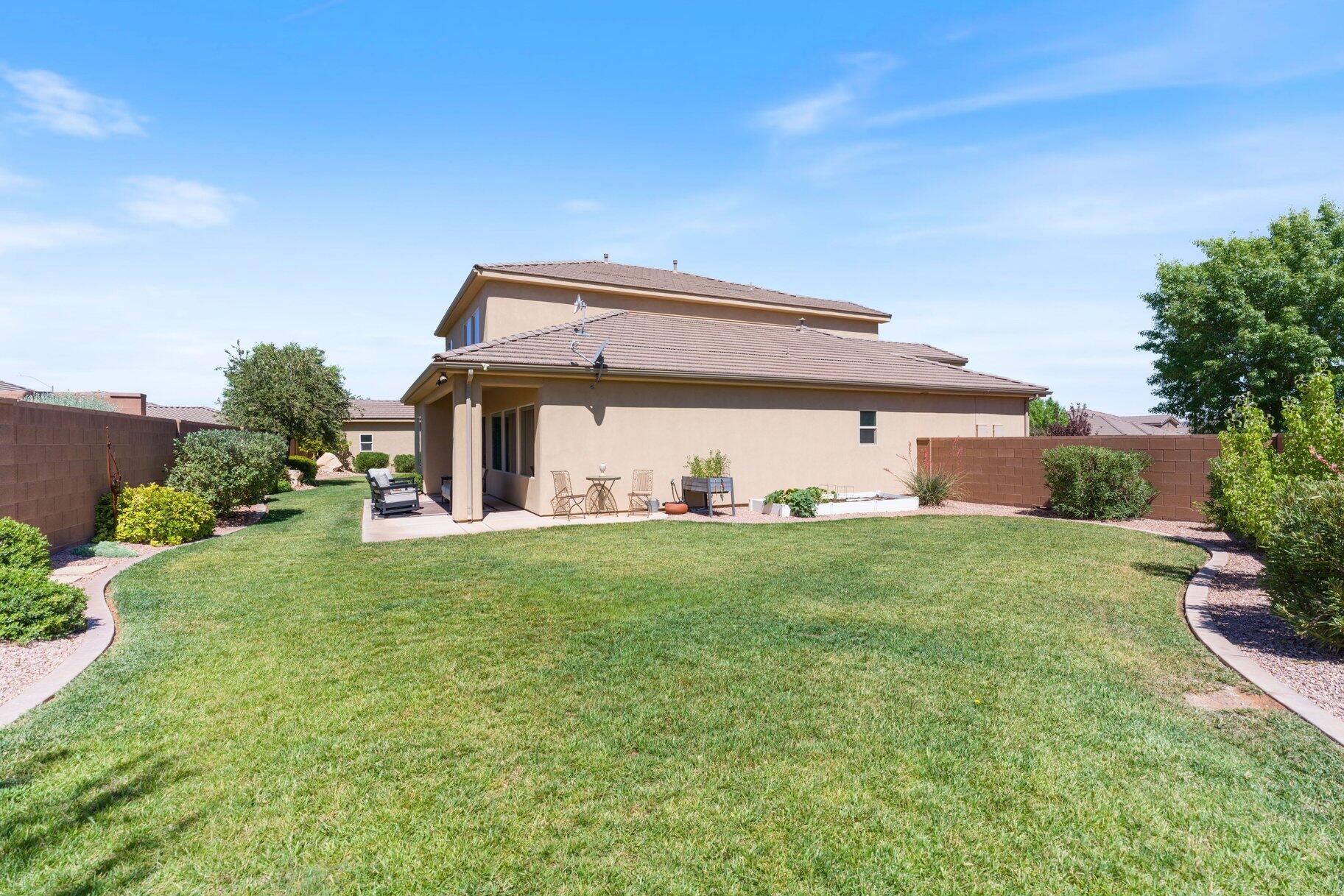 3270 S Lauralwood CIR
