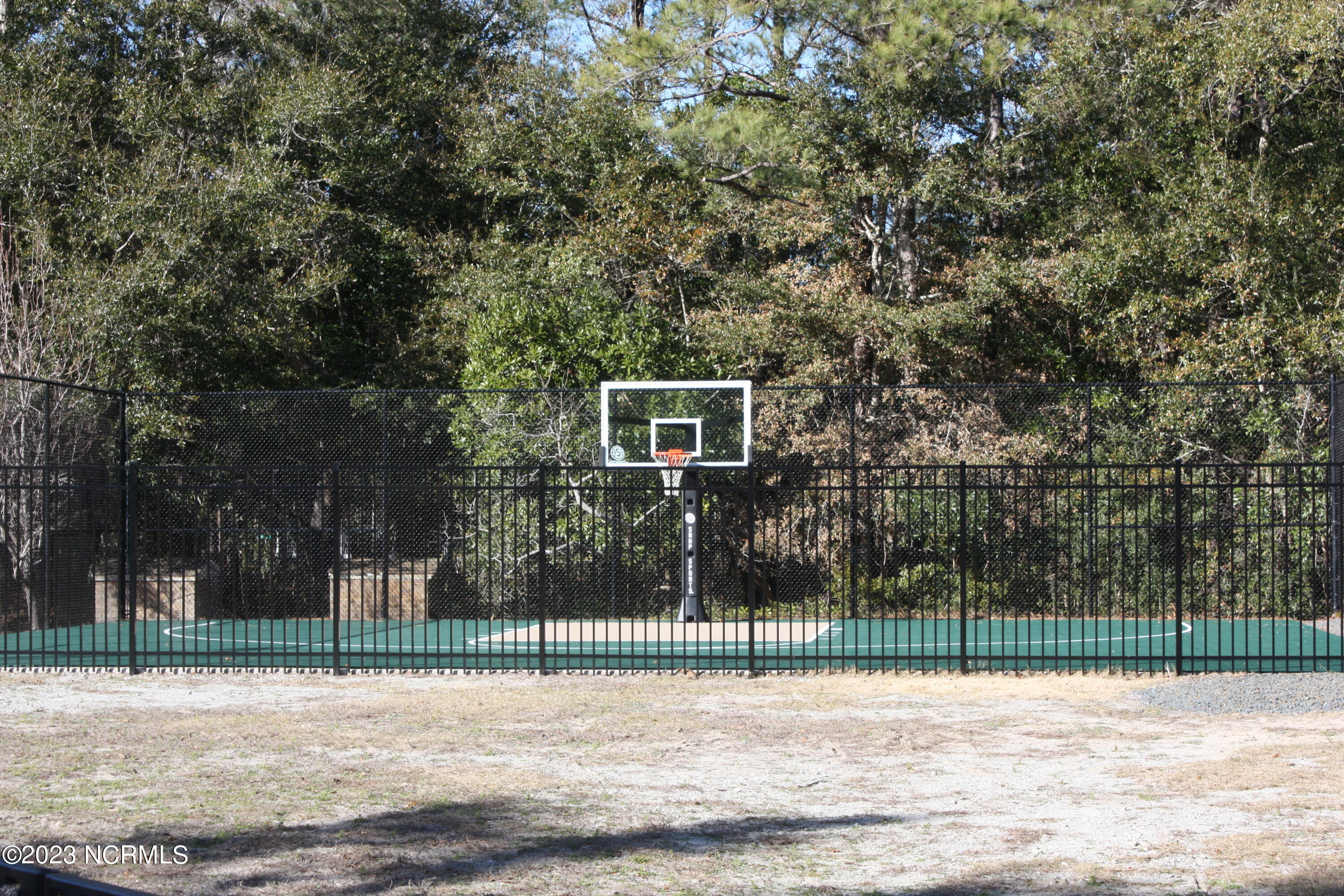 2967 12 Island Drive SE