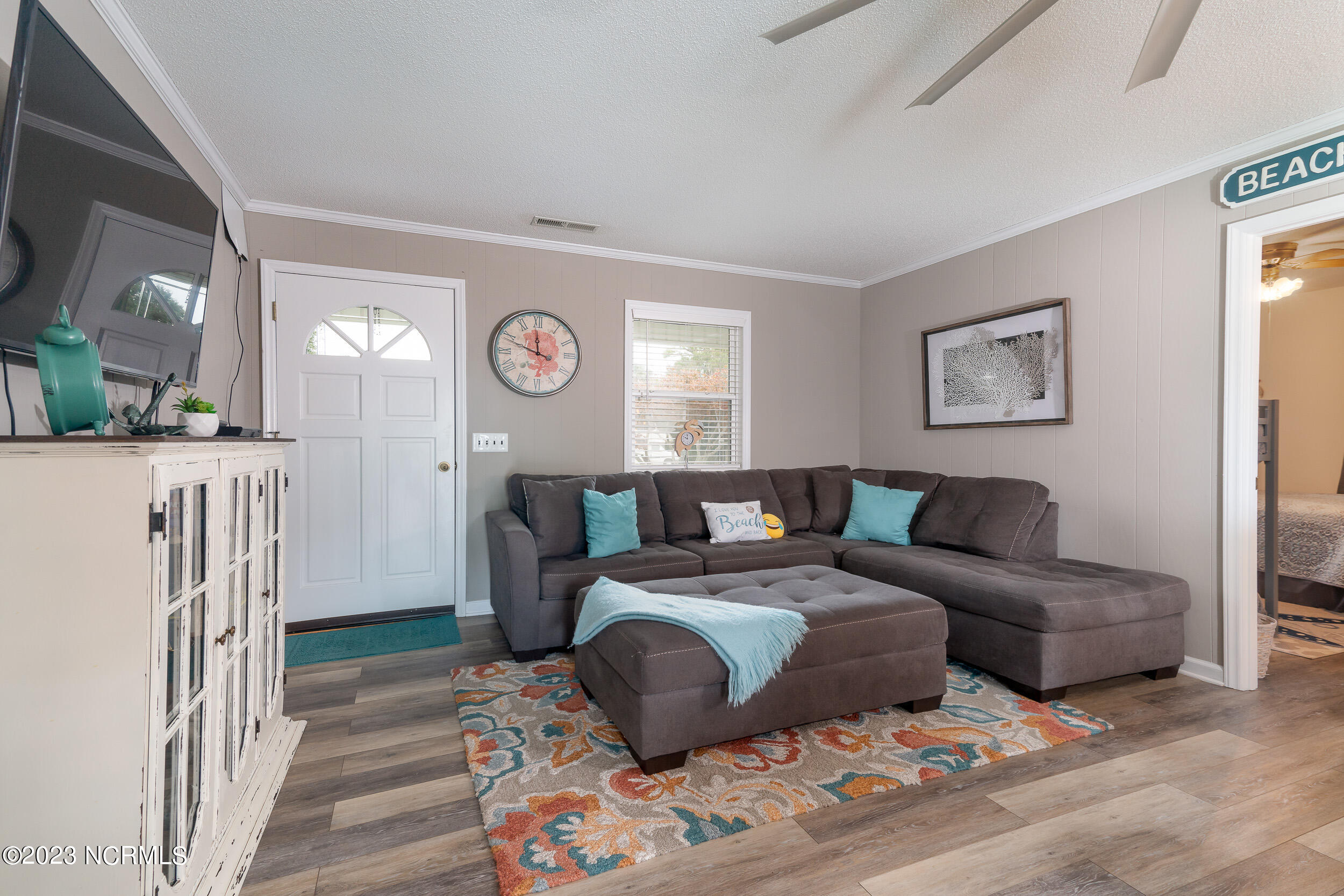 6905 E Oak Island Drive