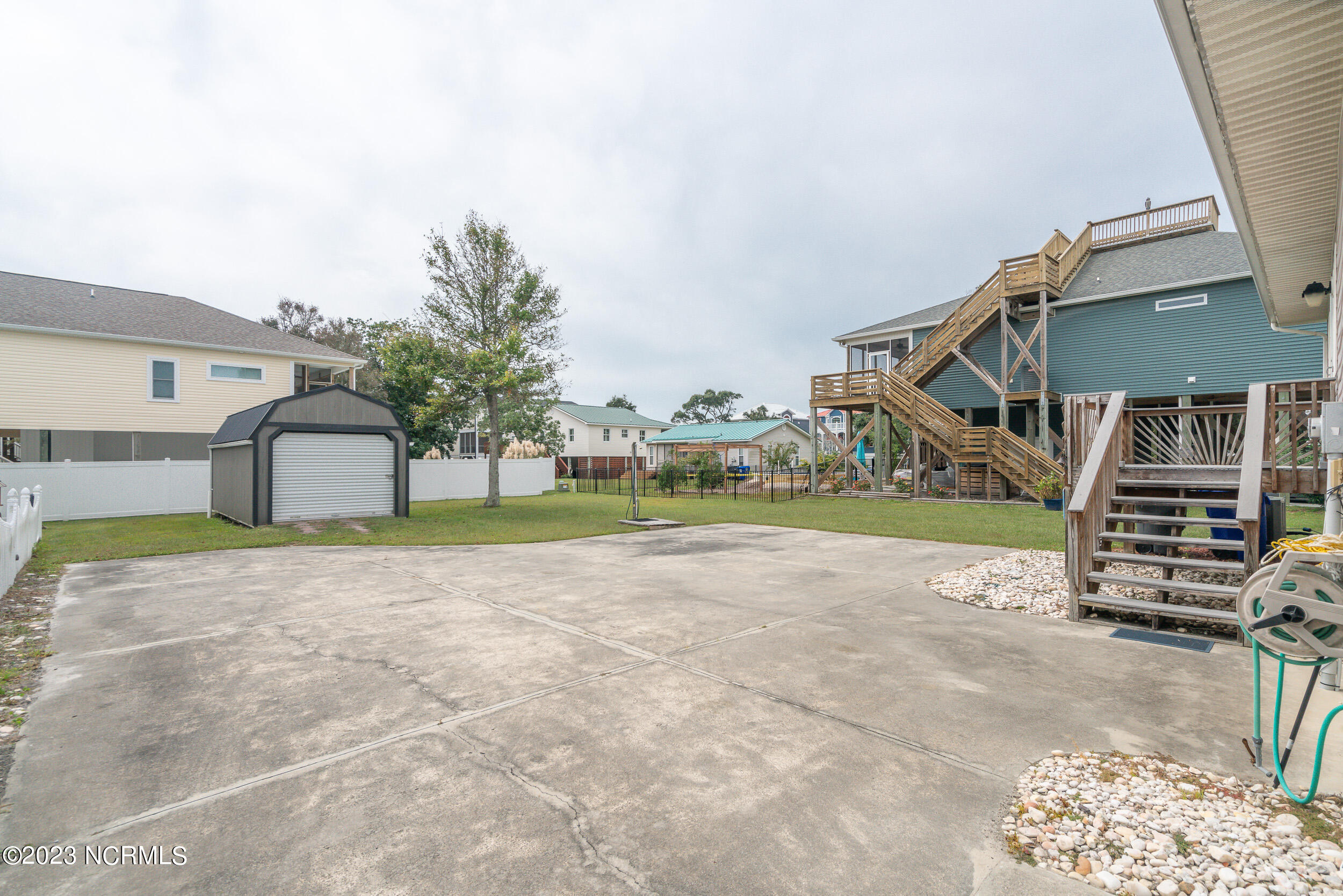 6905 E Oak Island Drive