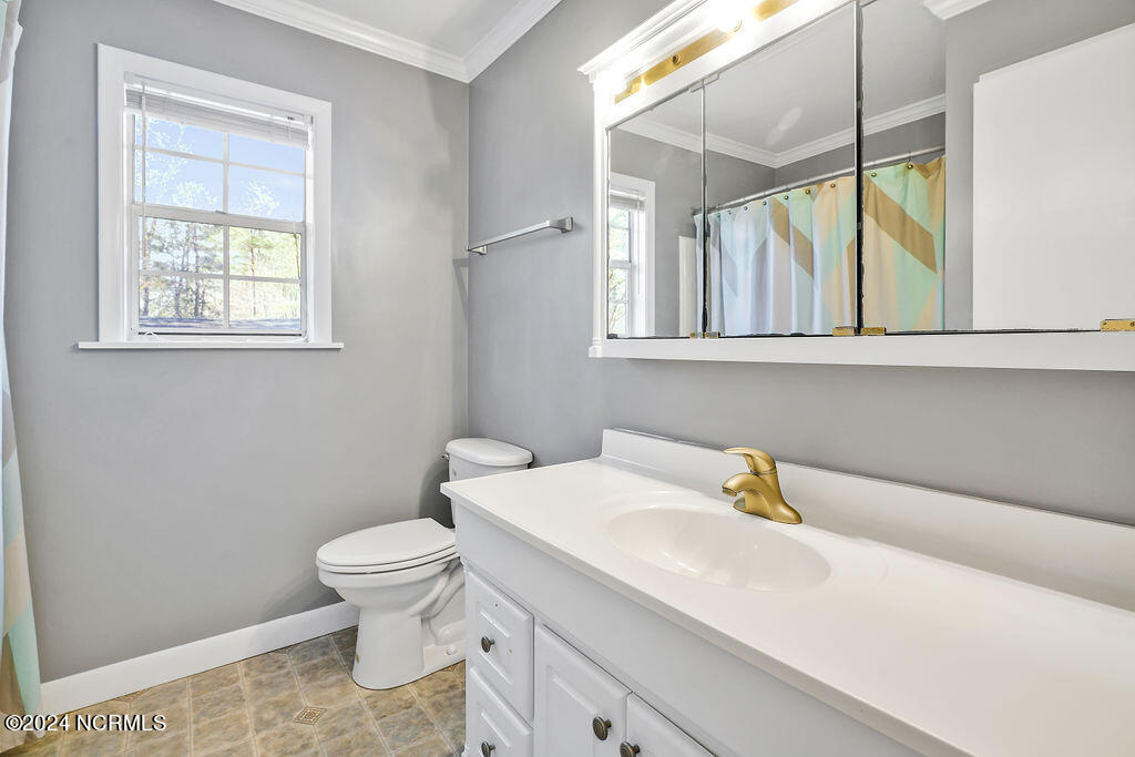 605 & 601 George Ii Hwy Highway