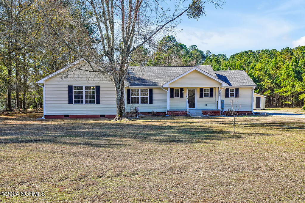 605 & 601 George Ii Hwy Highway