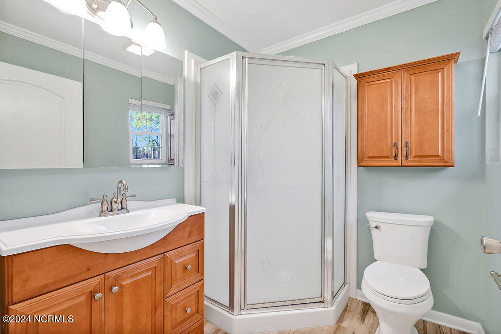 605 & 601 George Ii Hwy Highway