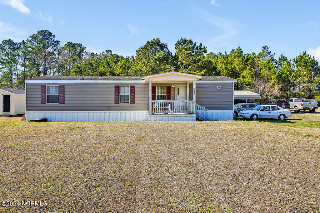 605 & 601 George Ii Hwy Highway