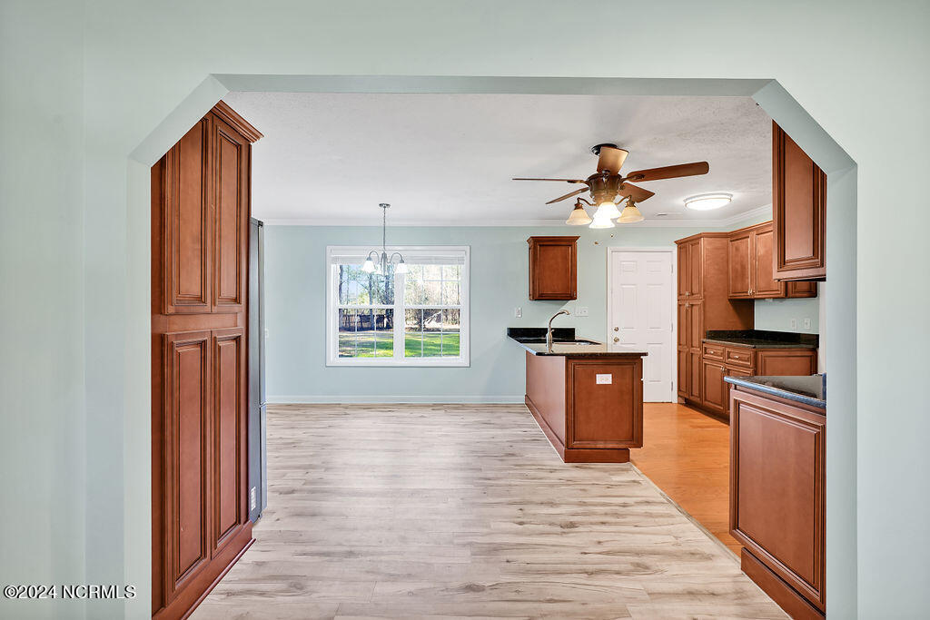 605 & 601 George Ii Hwy Highway