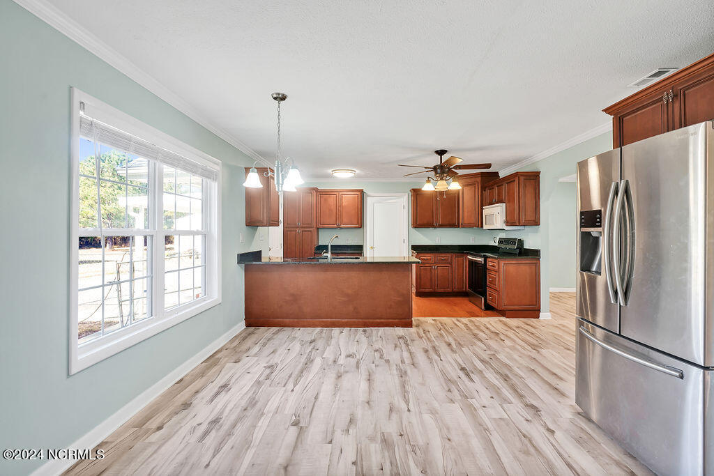 605 & 601 George Ii Hwy Highway