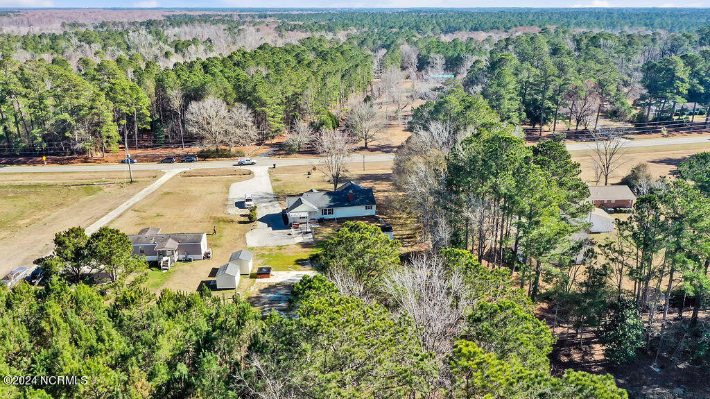 605 & 601 George Ii Hwy Highway