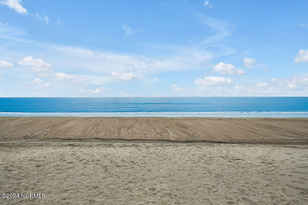 5203 E Pelican Drive