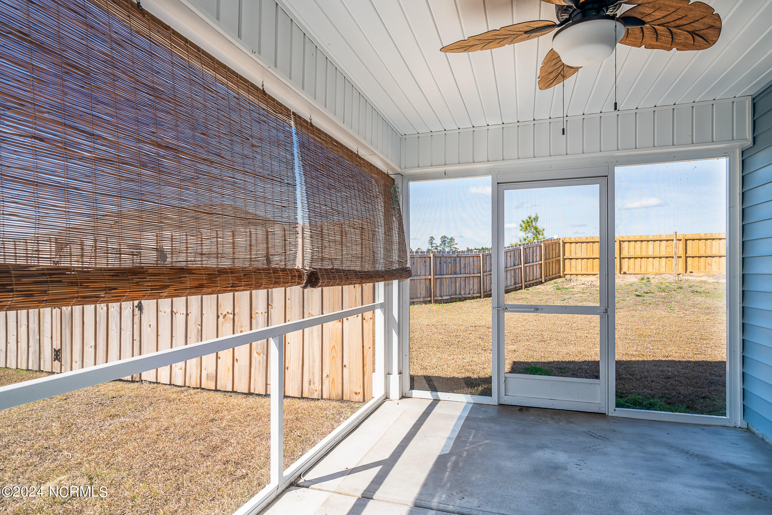 326 Kite Circle NE