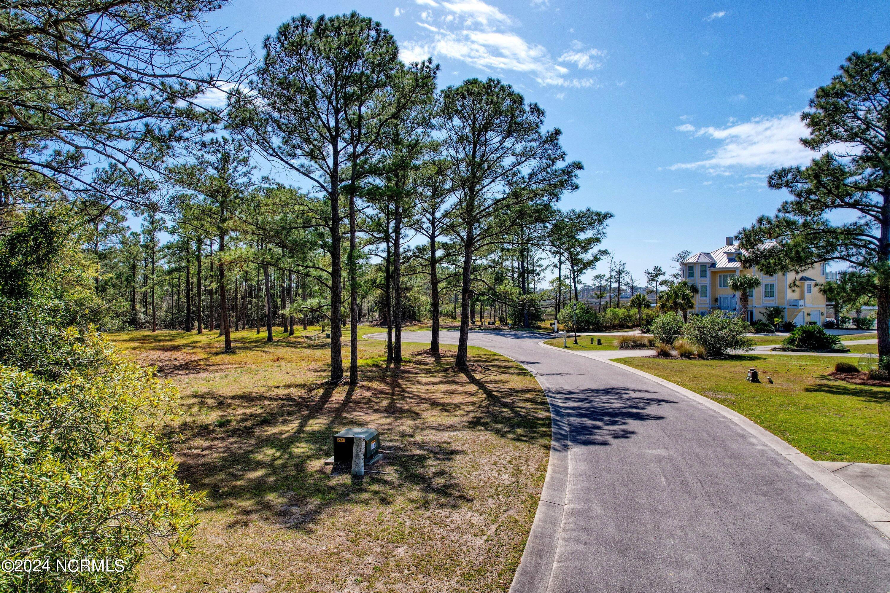 3395 60&61 Turnbuckle Lane SE