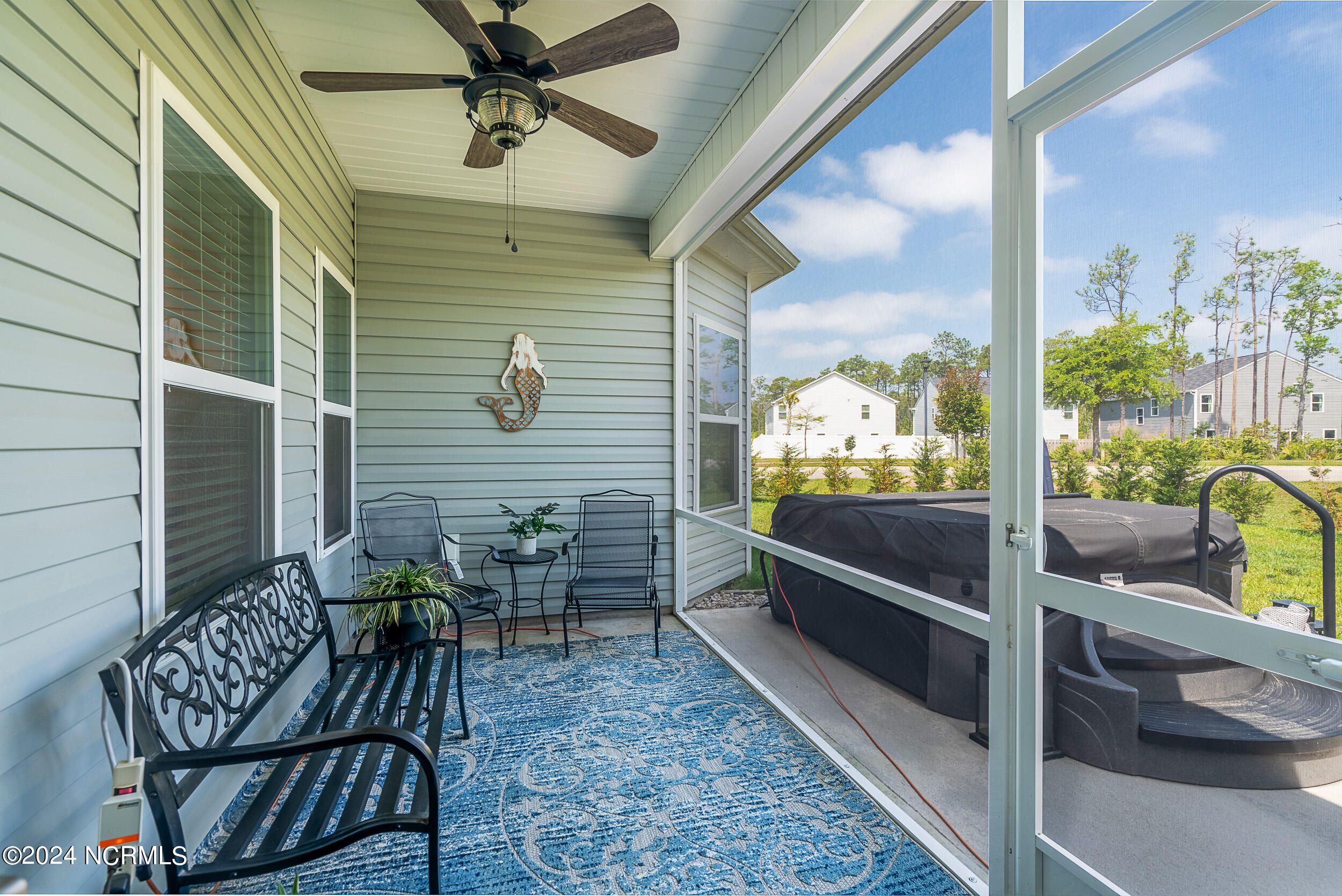 1588 Carmelina Drive SE