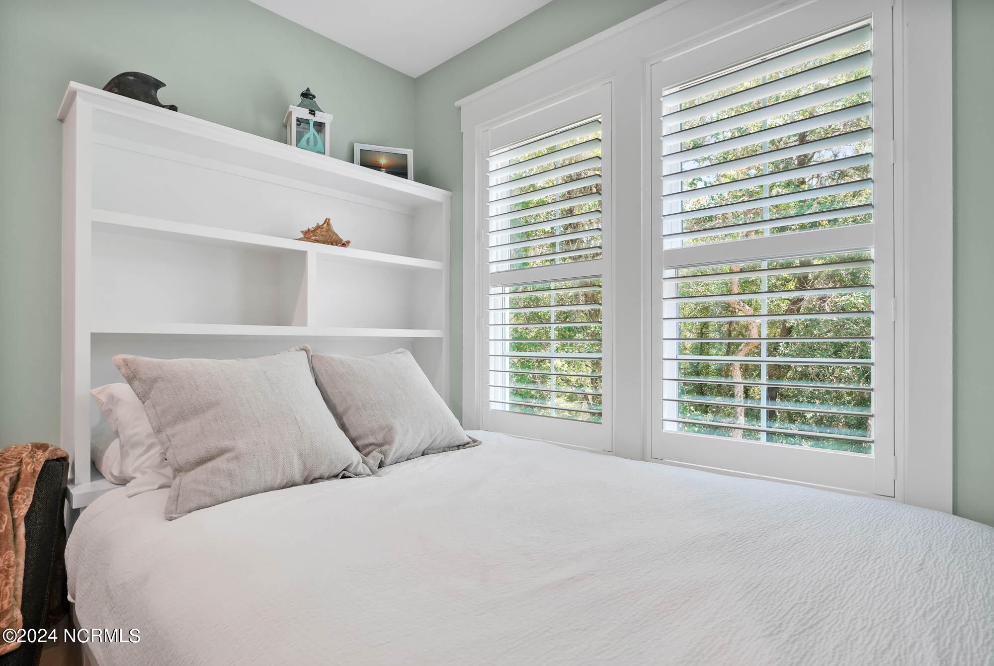 14-A Fort Holmes Trail