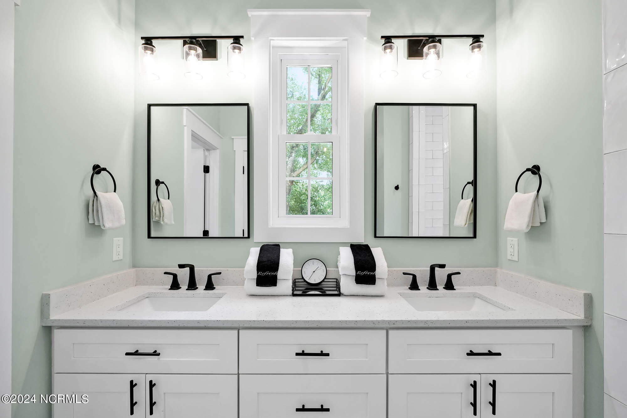 14-A Fort Holmes Trail