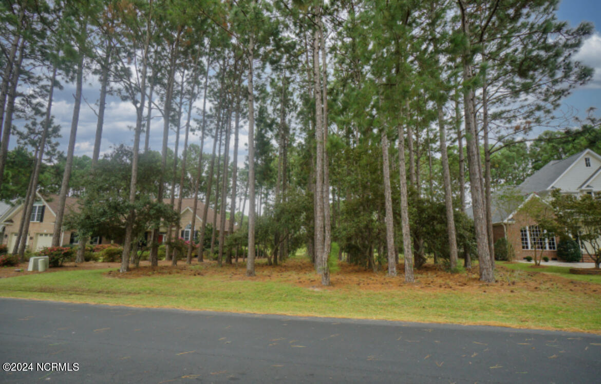 3739 Players Club Dr