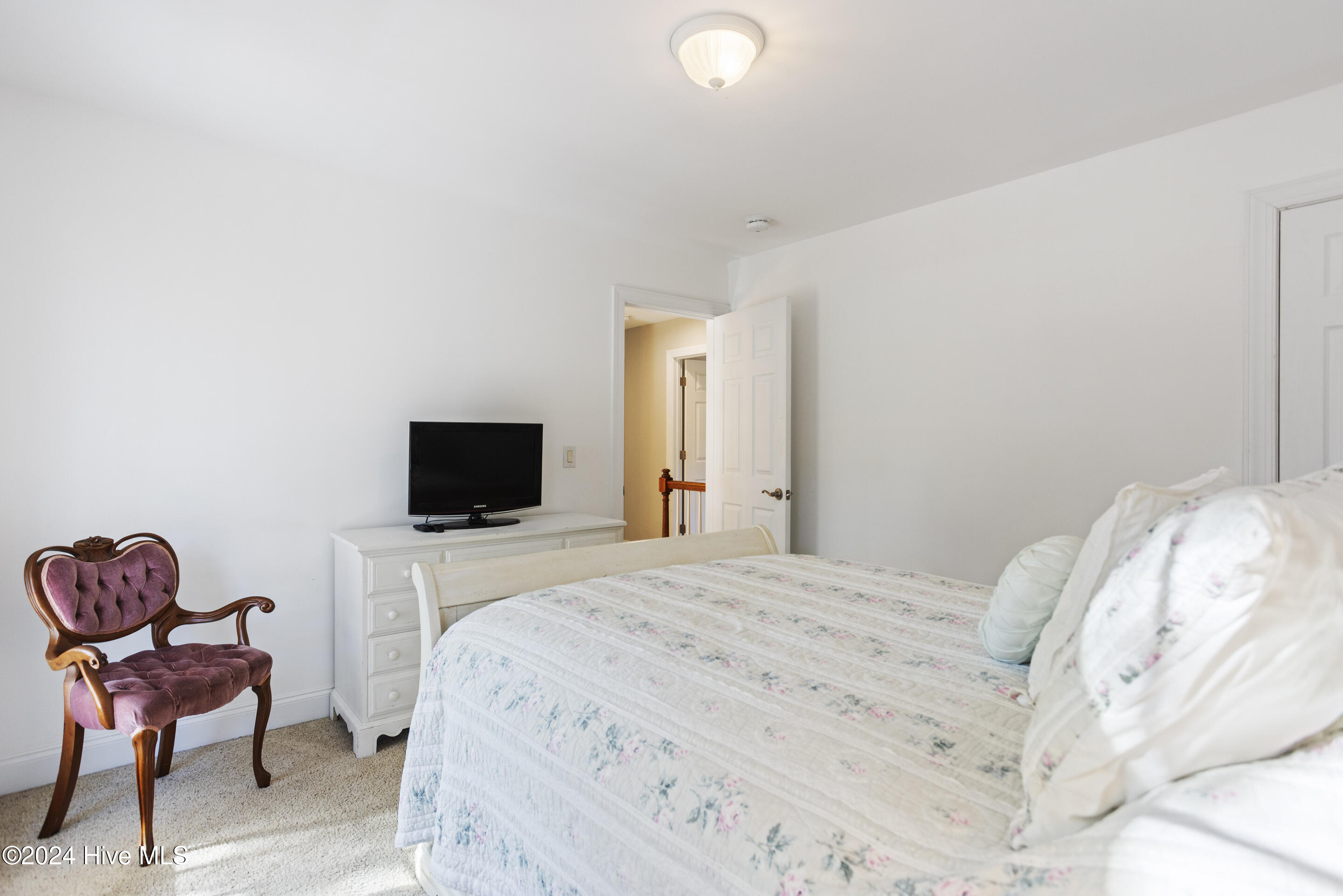 577 Riverwood Drive SE